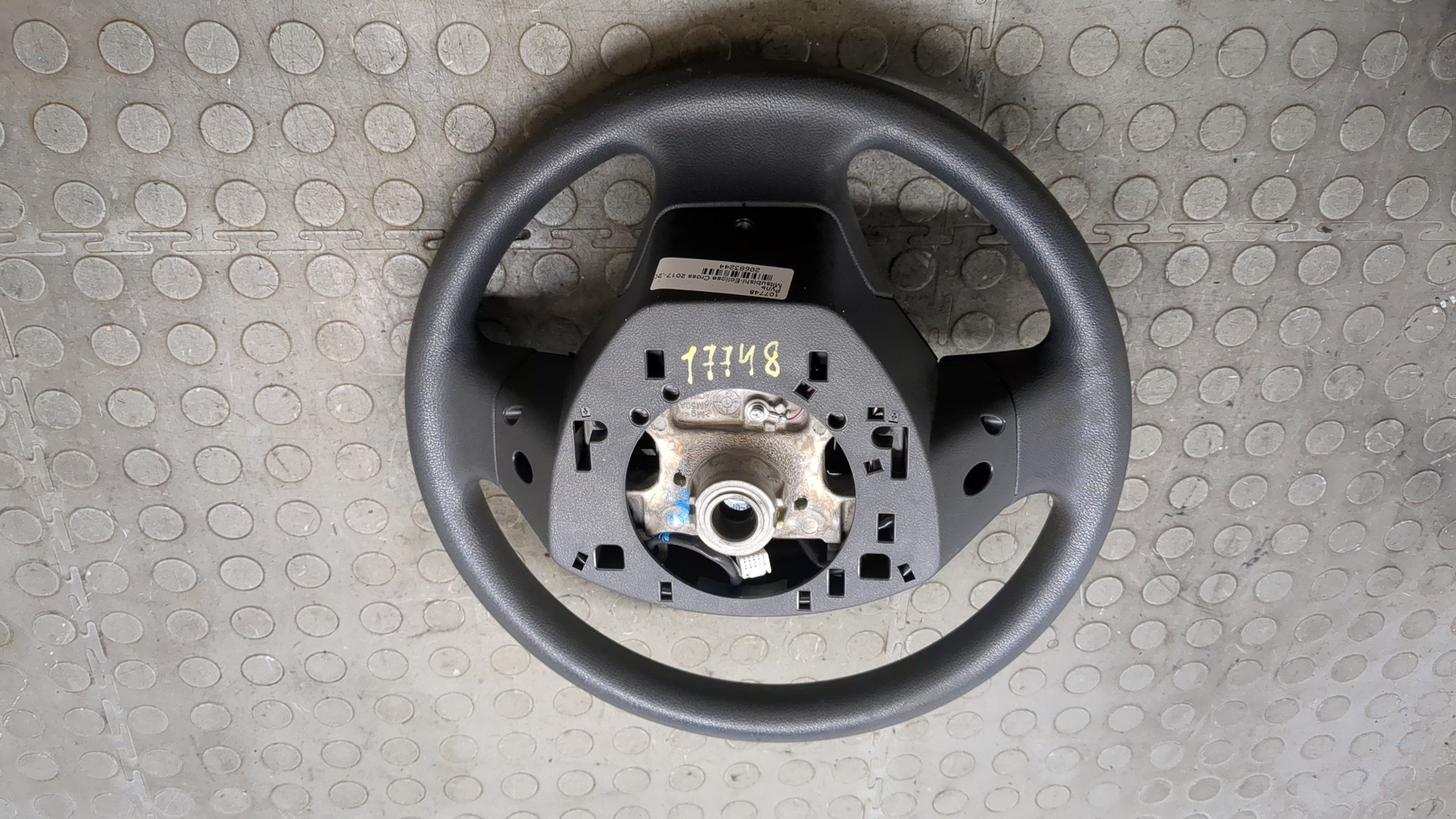 Рулевое колесо (руль)