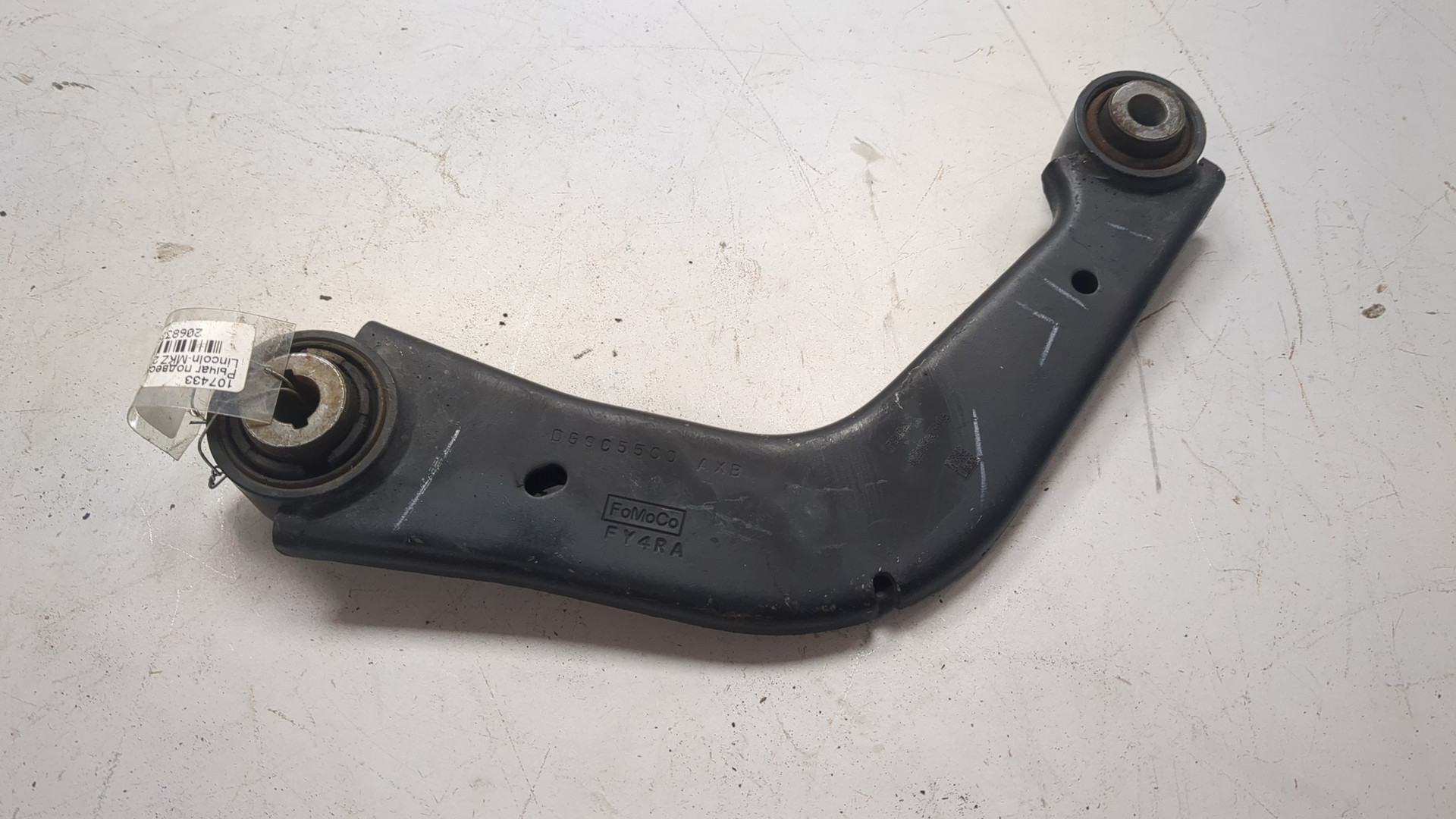 Рычаг задний левый