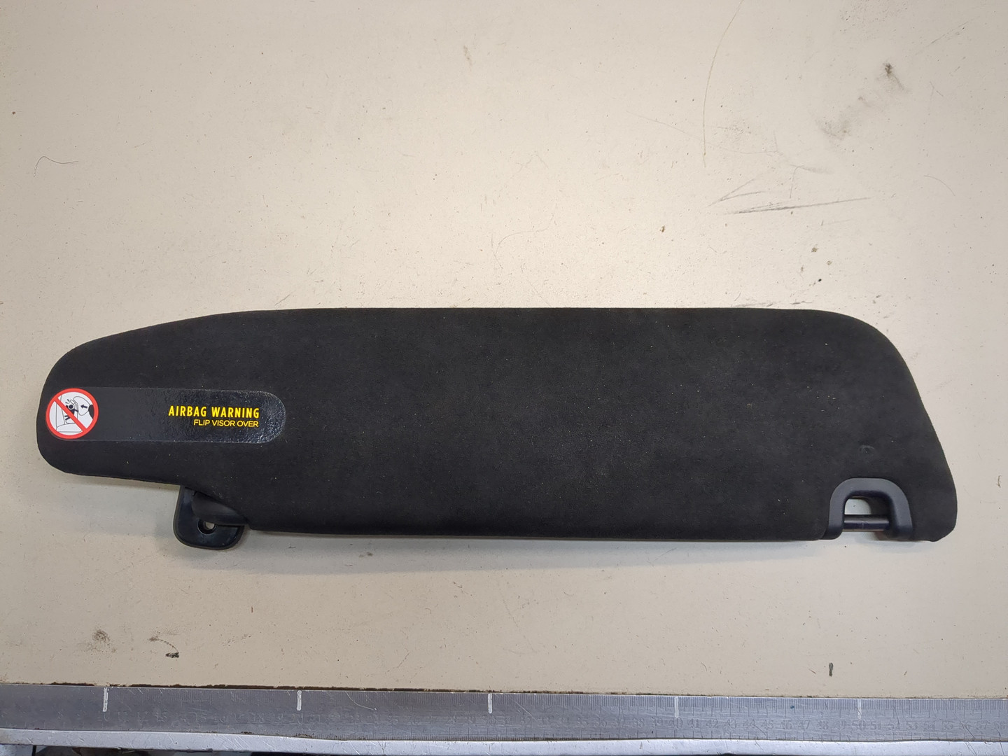 Козырек солнцезащитный