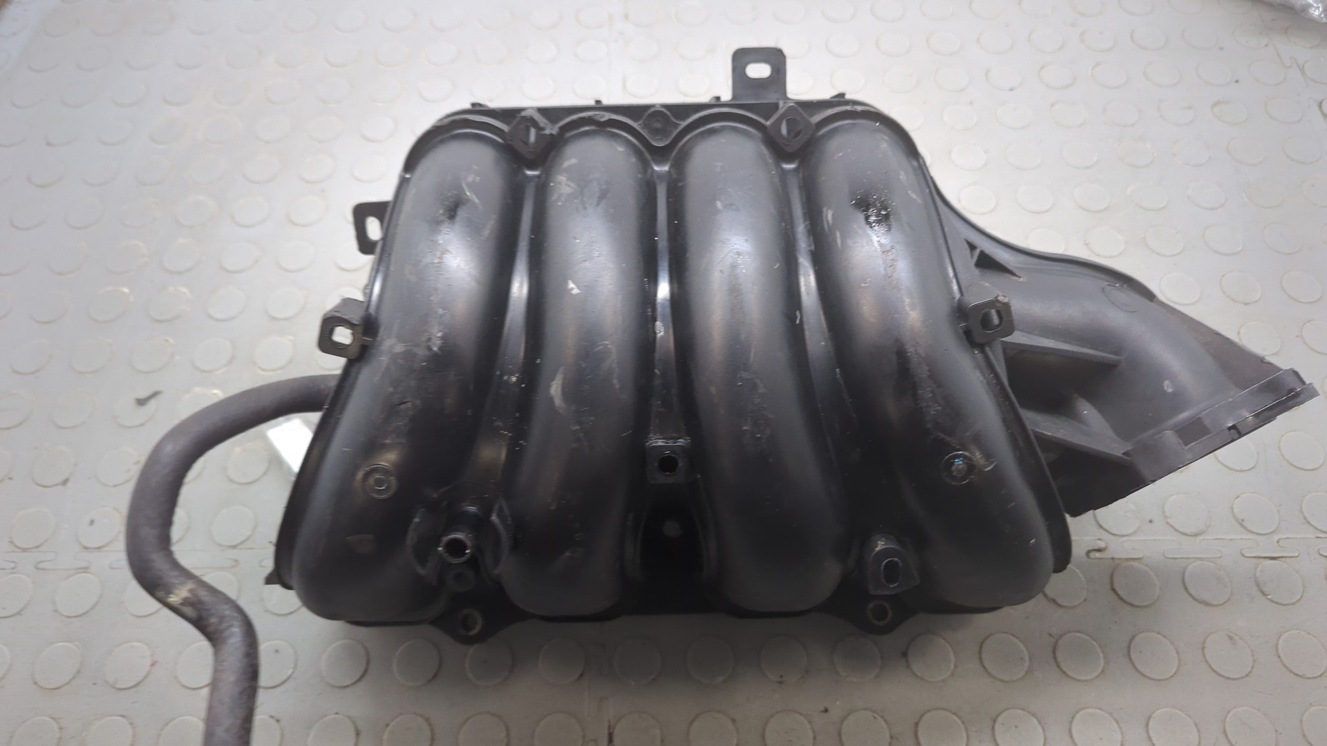 Коллектор впускной