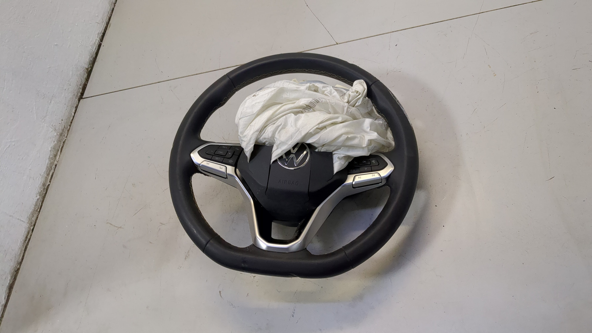 Рулевое колесо (руль)