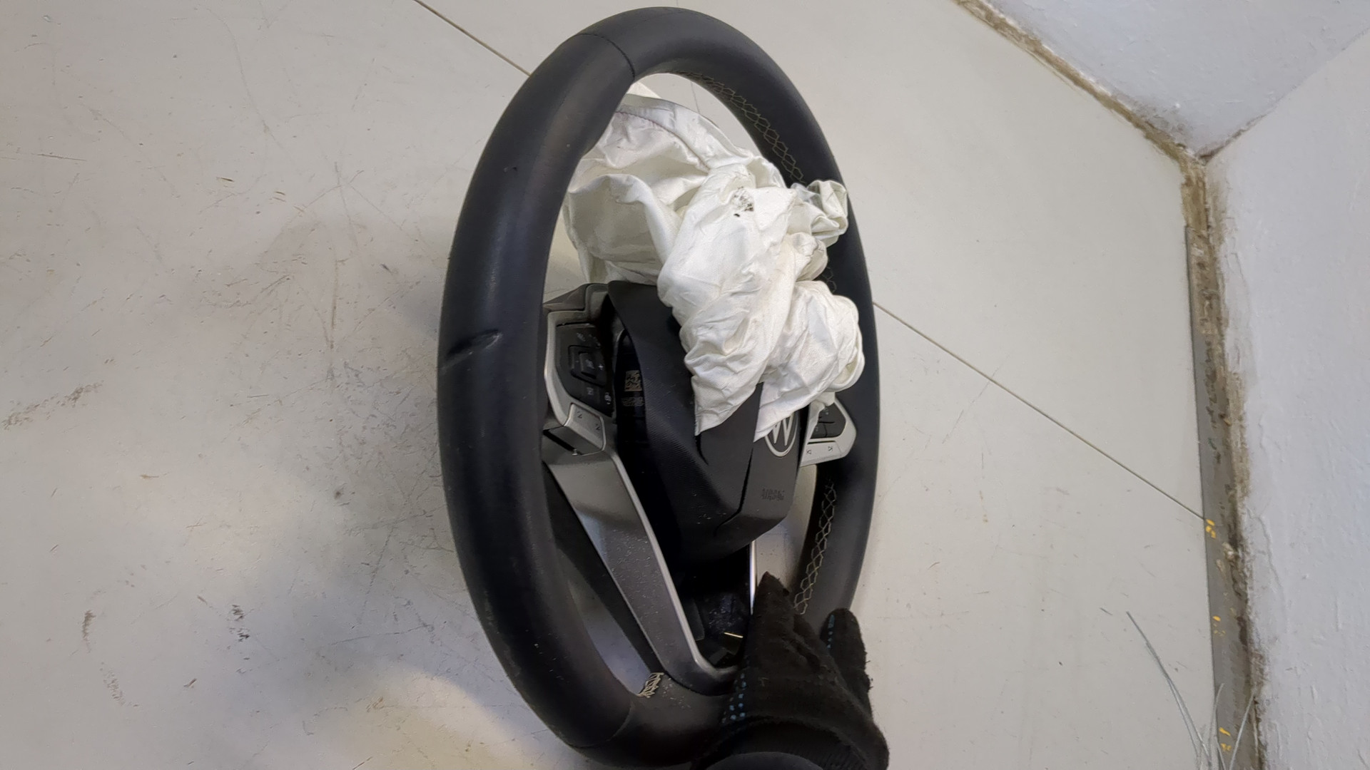 Рулевое колесо (руль)