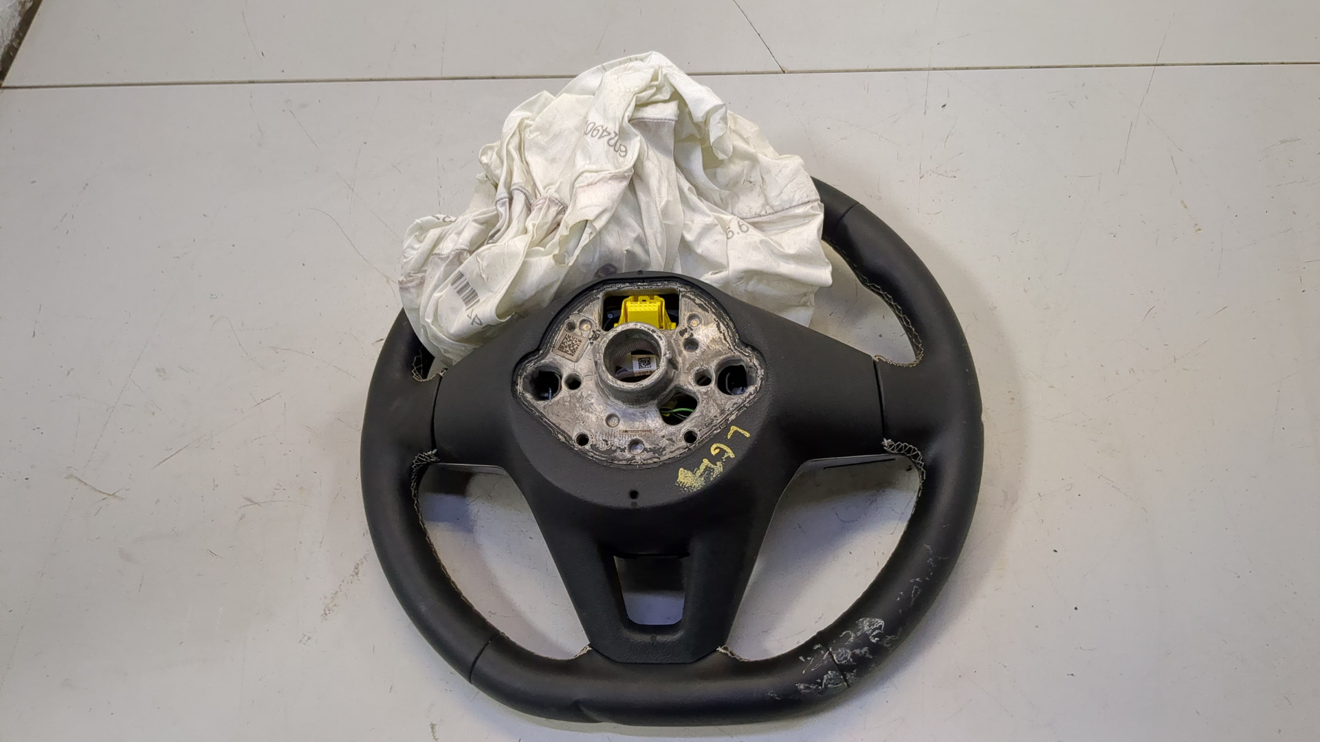 Рулевое колесо (руль)