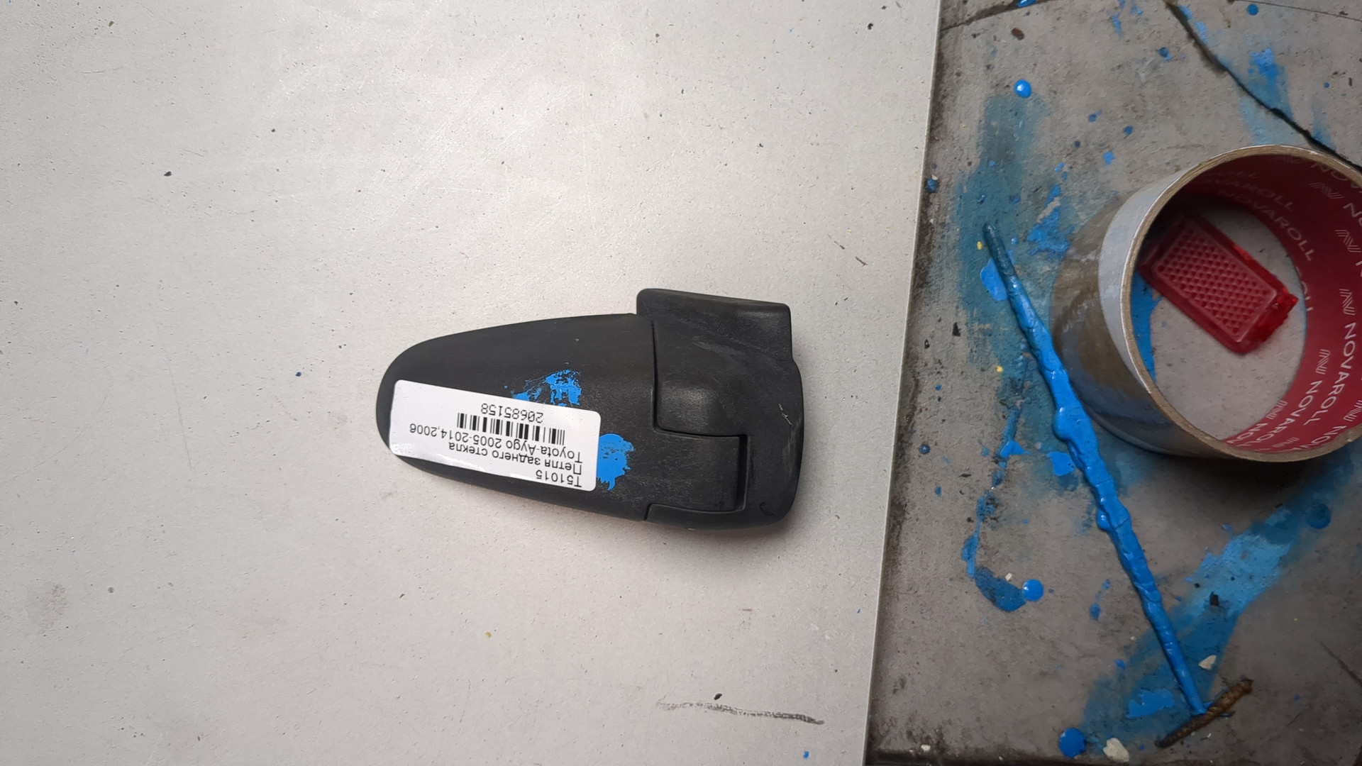 Петля заднего стекла