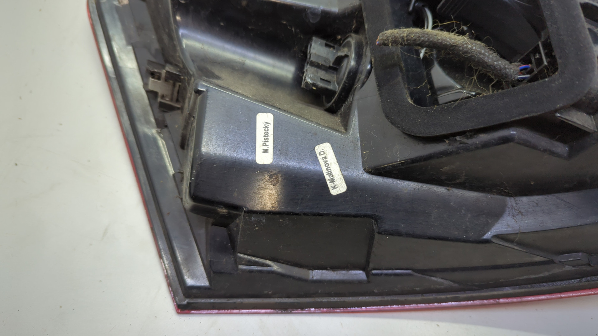 Фонарь задний правый