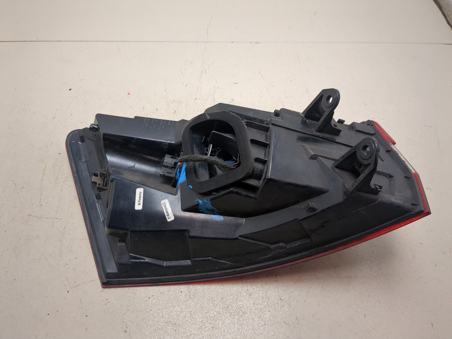 Фонарь задний правый