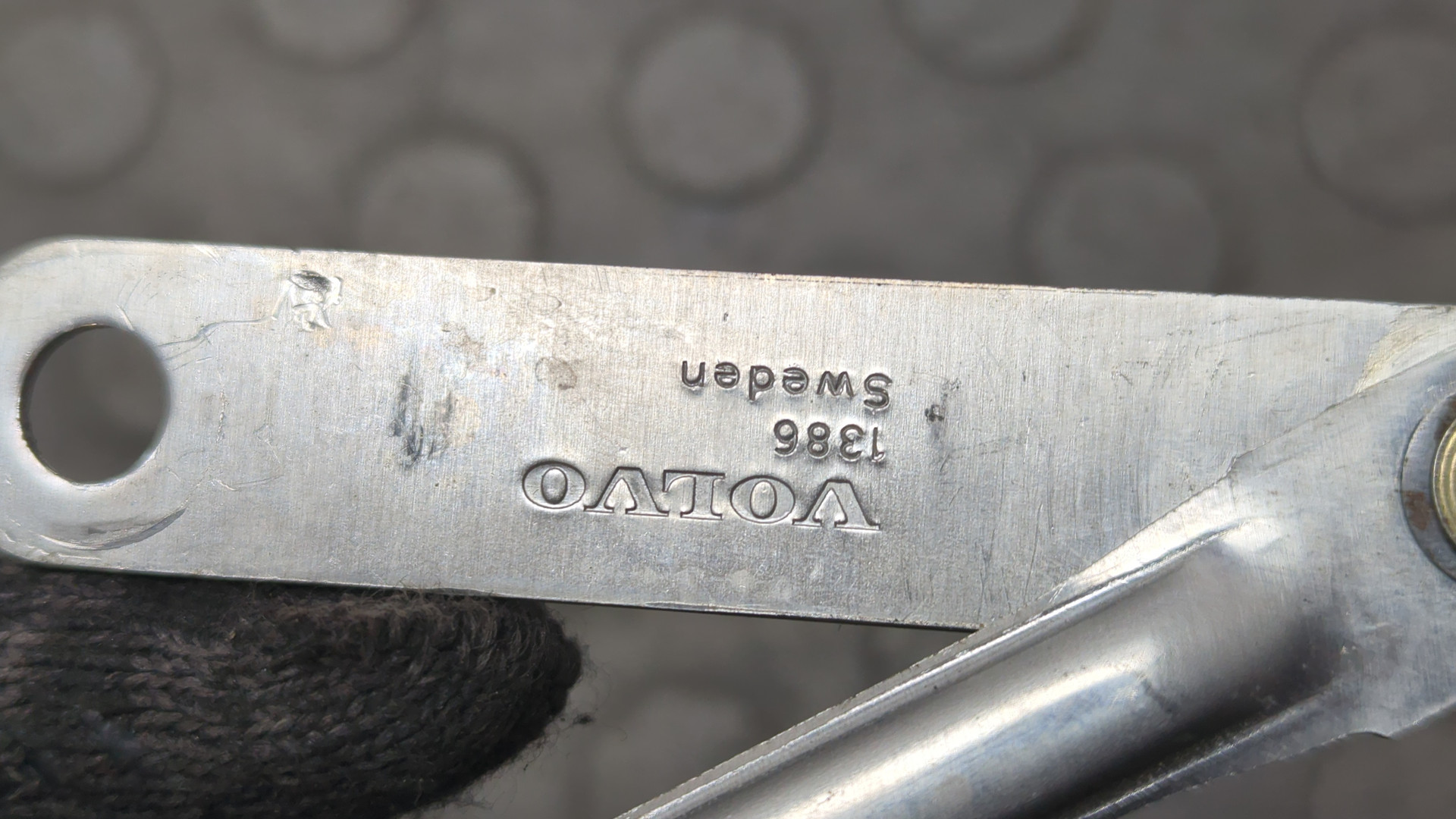 Ручка двери задней внутренняя левая