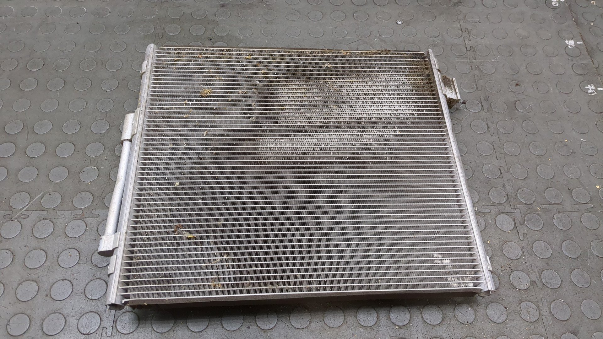 Радиатор кондиционера / конденсер