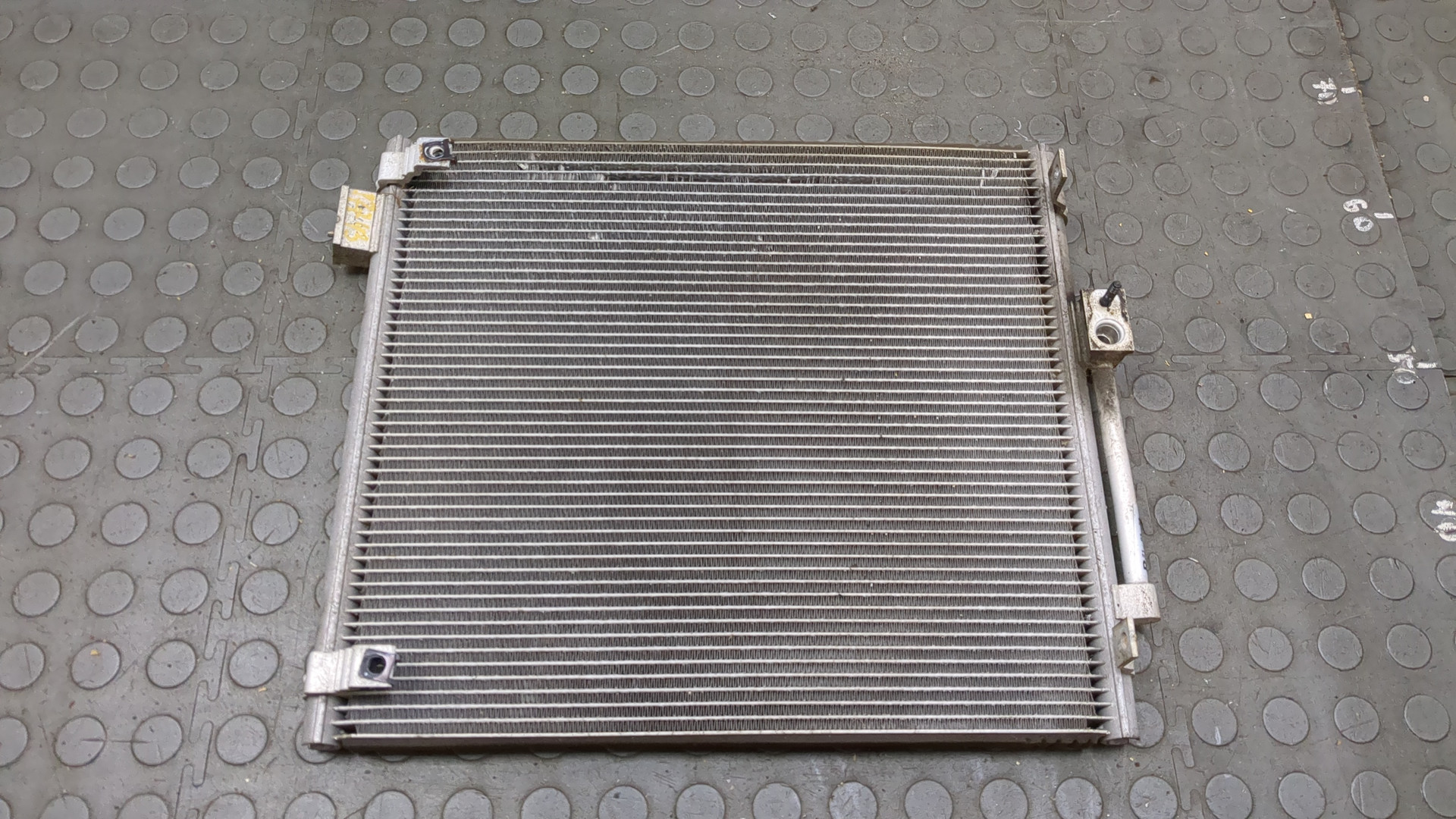 Радиатор кондиционера / конденсер