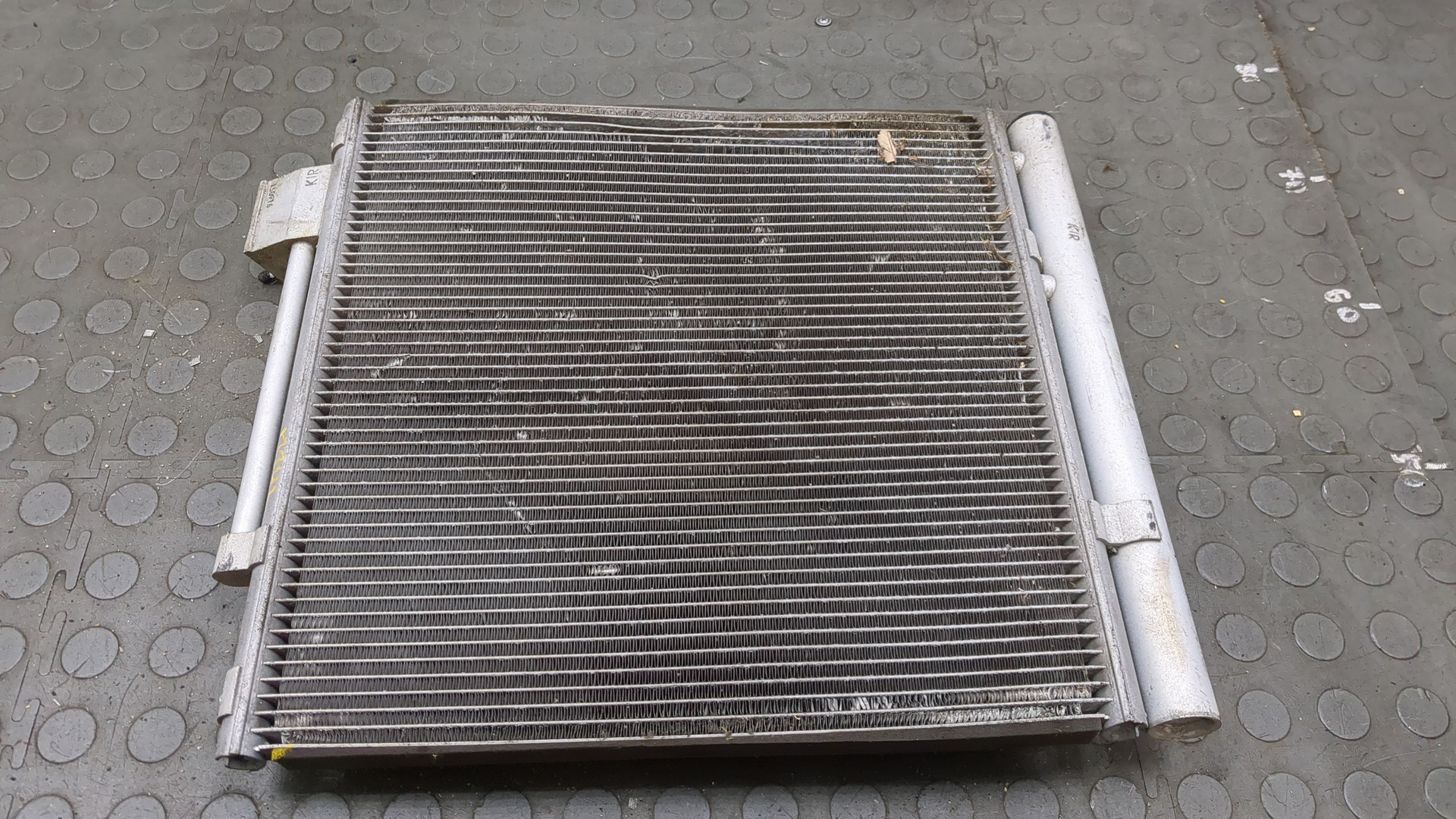 Радиатор кондиционера / конденсер