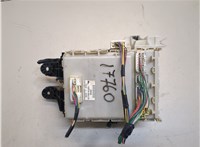  Блок предохранителей Pontiac Vibe 2 2008-2010 20687520 #2