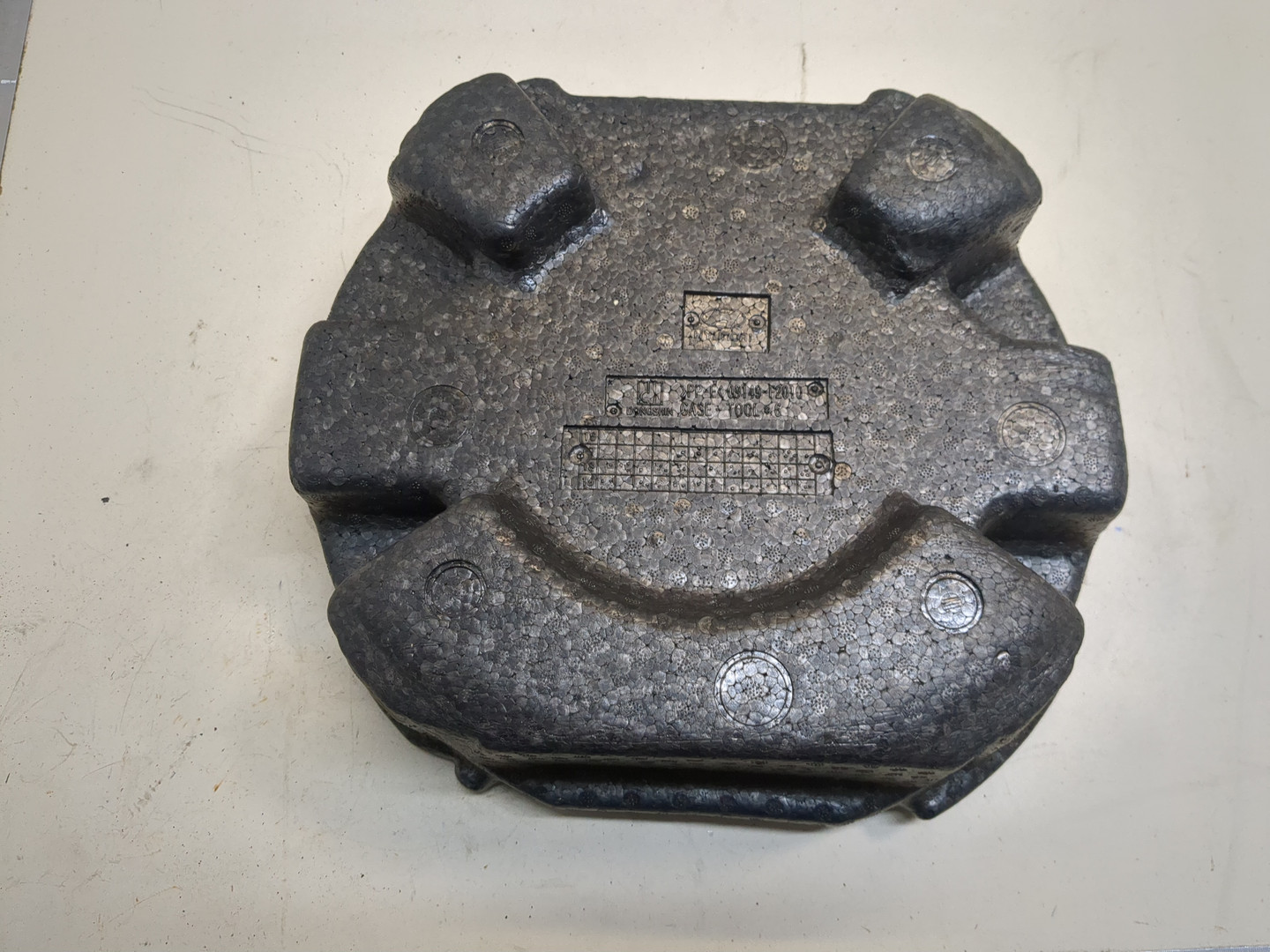 Обшивка багажника