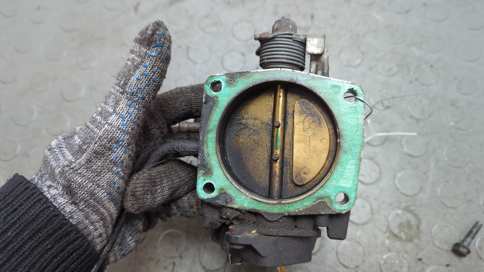 Заслонка дроссельная электрическая