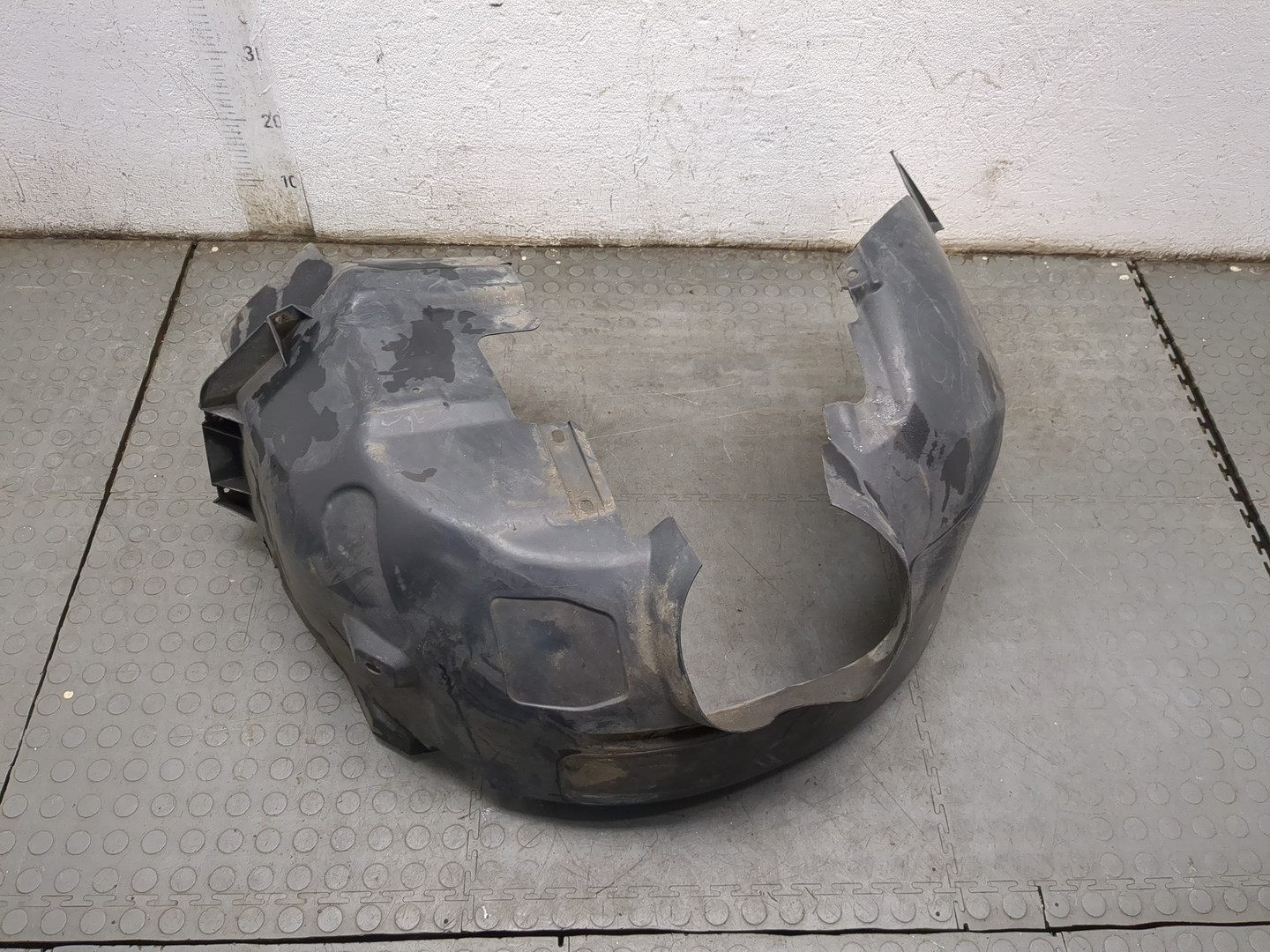 Локер передний левый