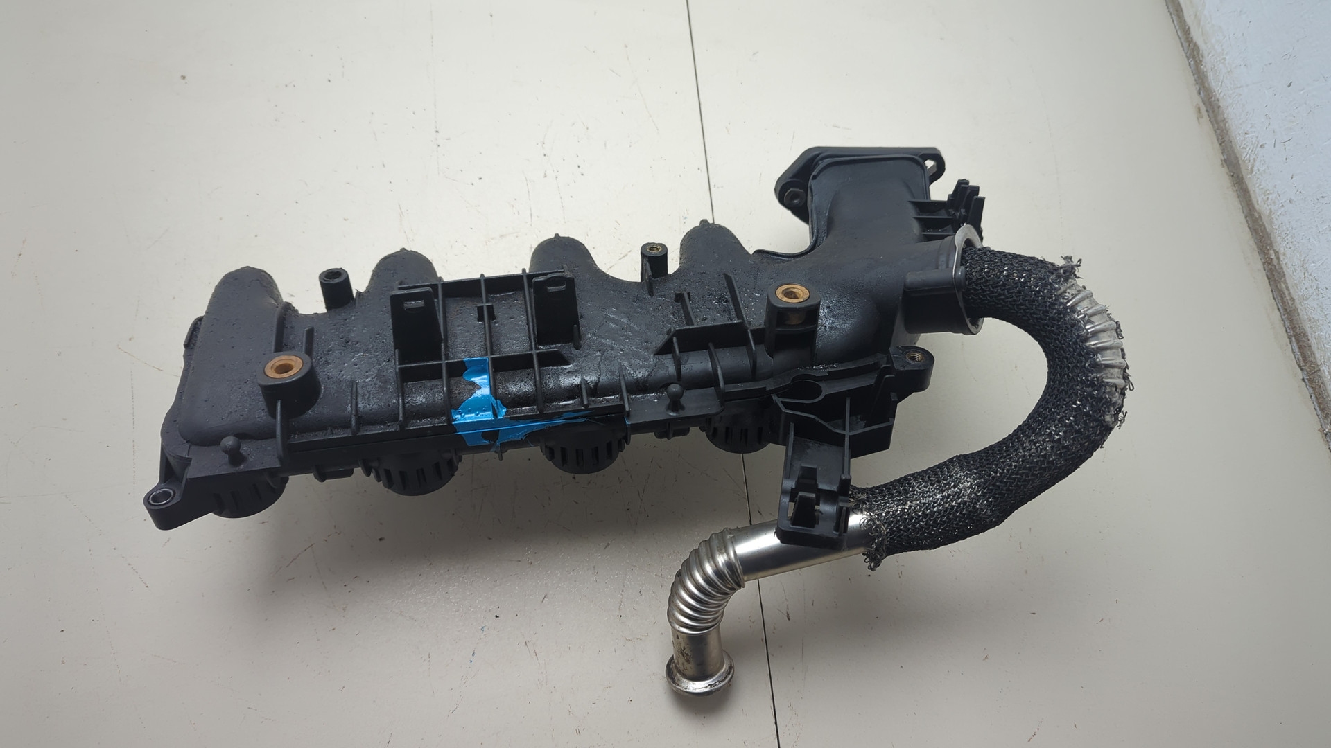 Коллектор впускной