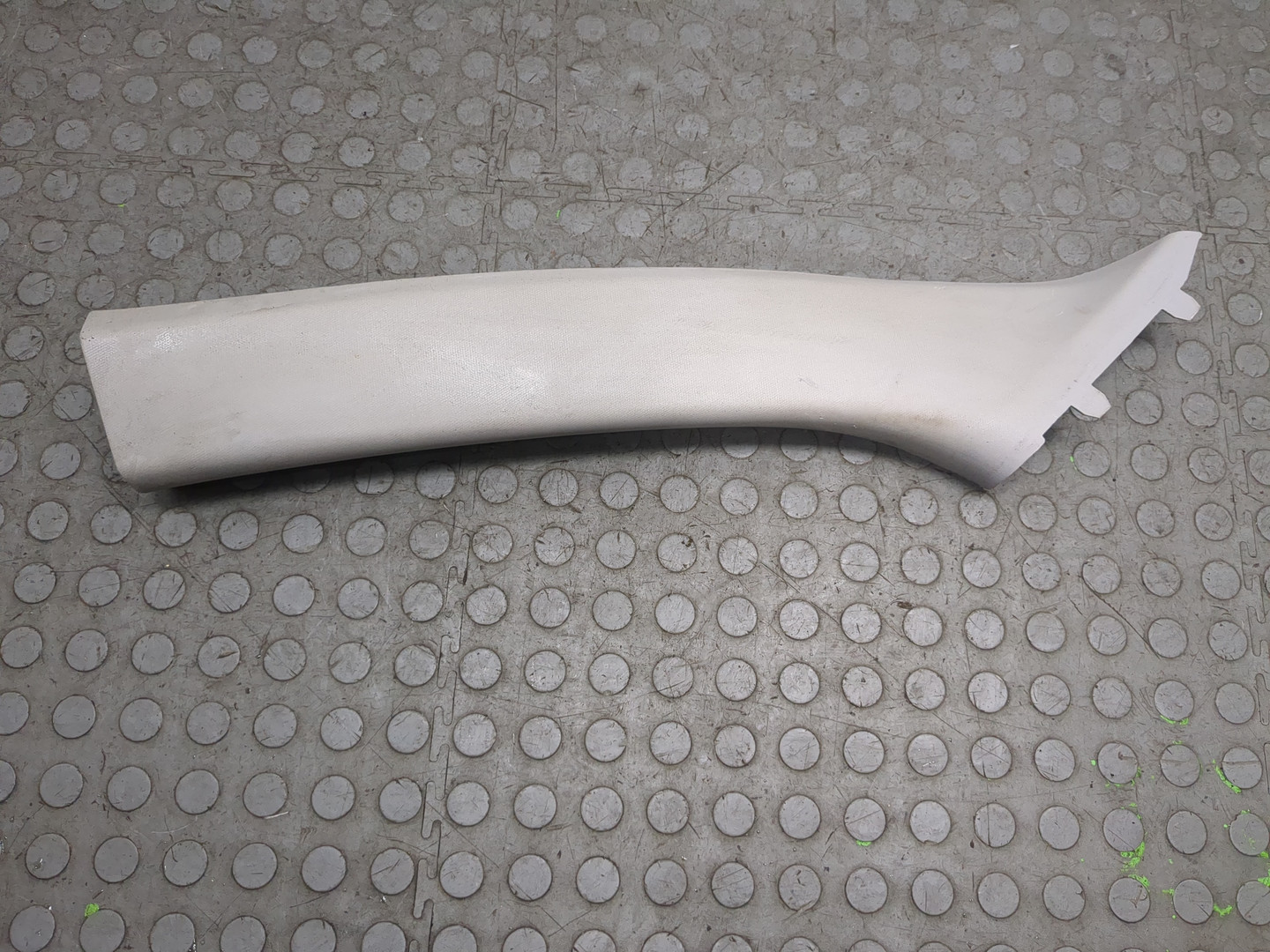 Обшивка стойки