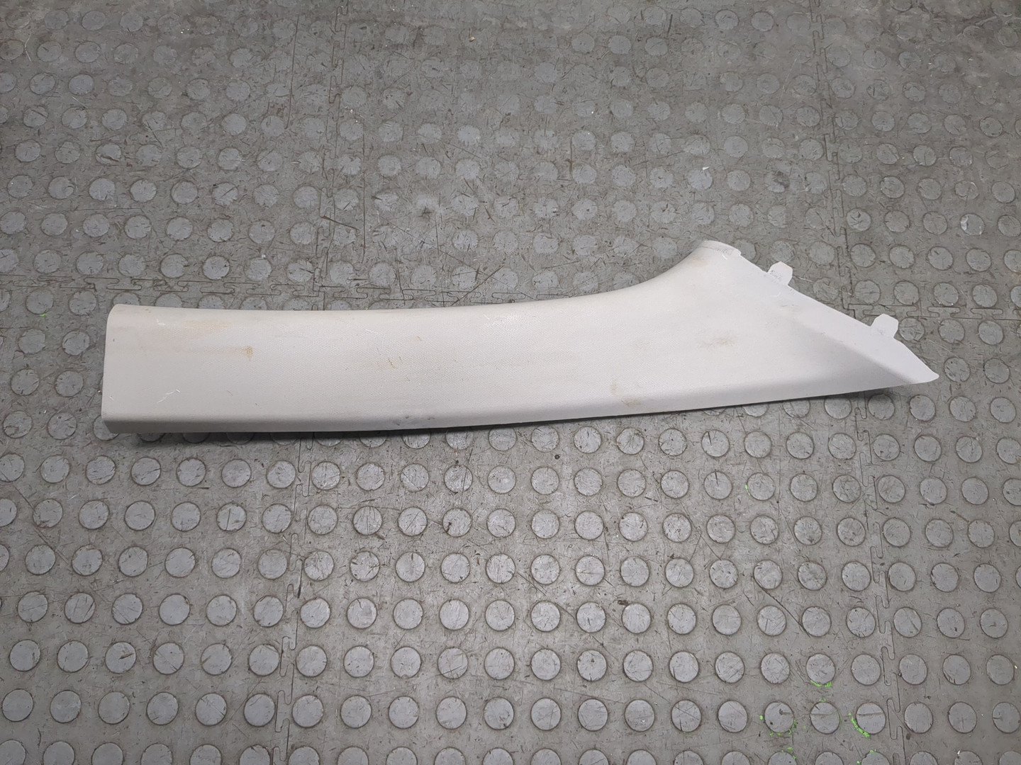 Обшивка стойки