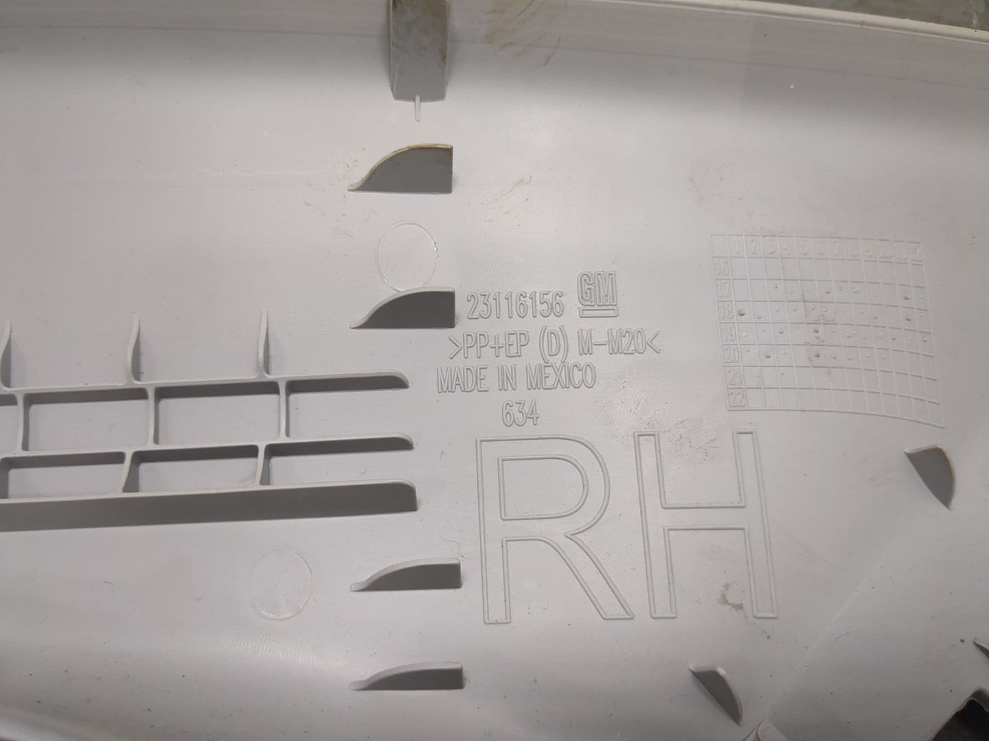 Обшивка стойки