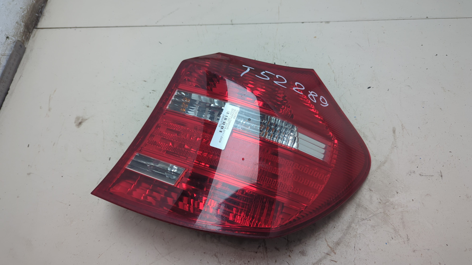 Фонарь задний правый