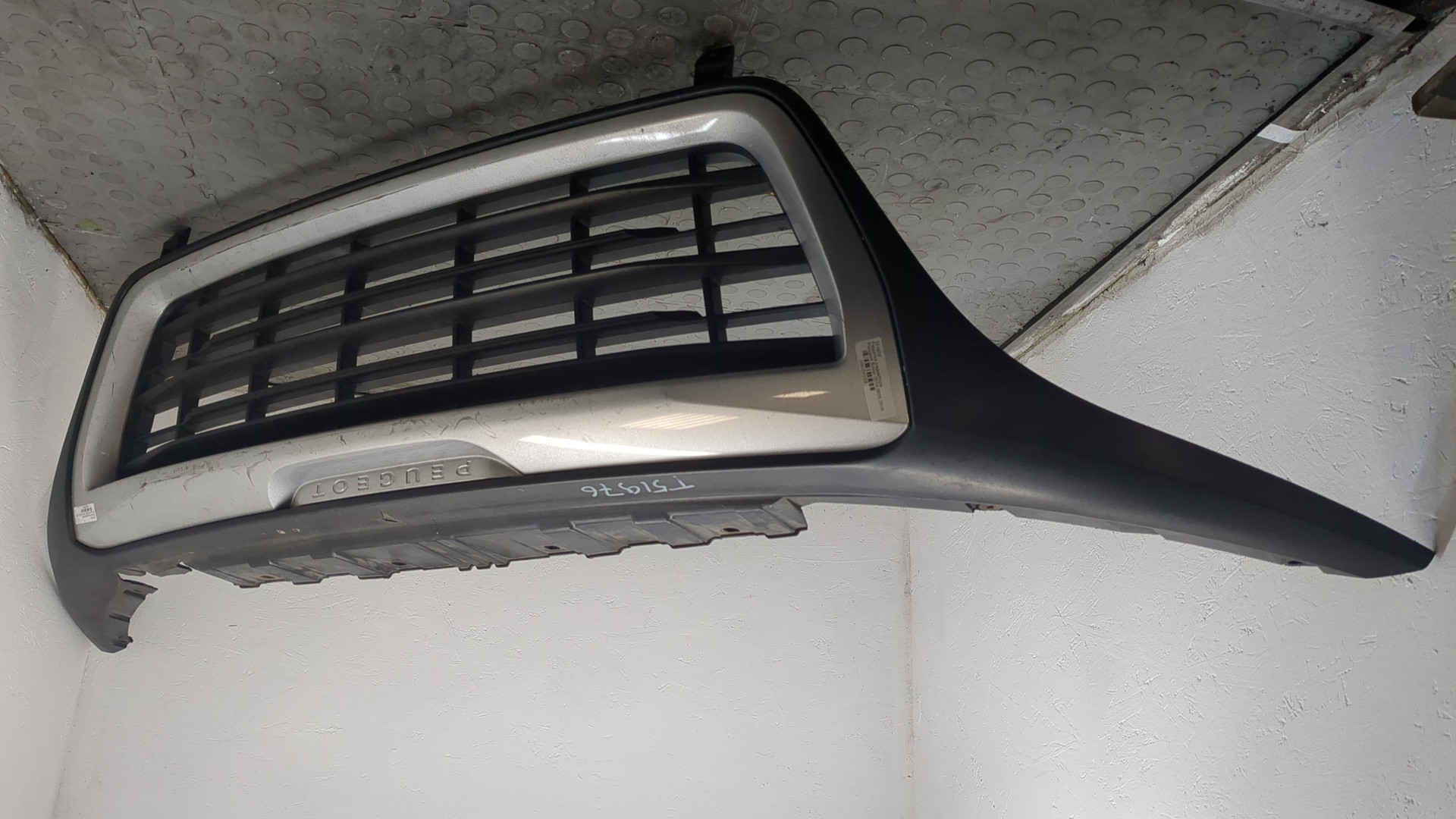 Решетка радиатора