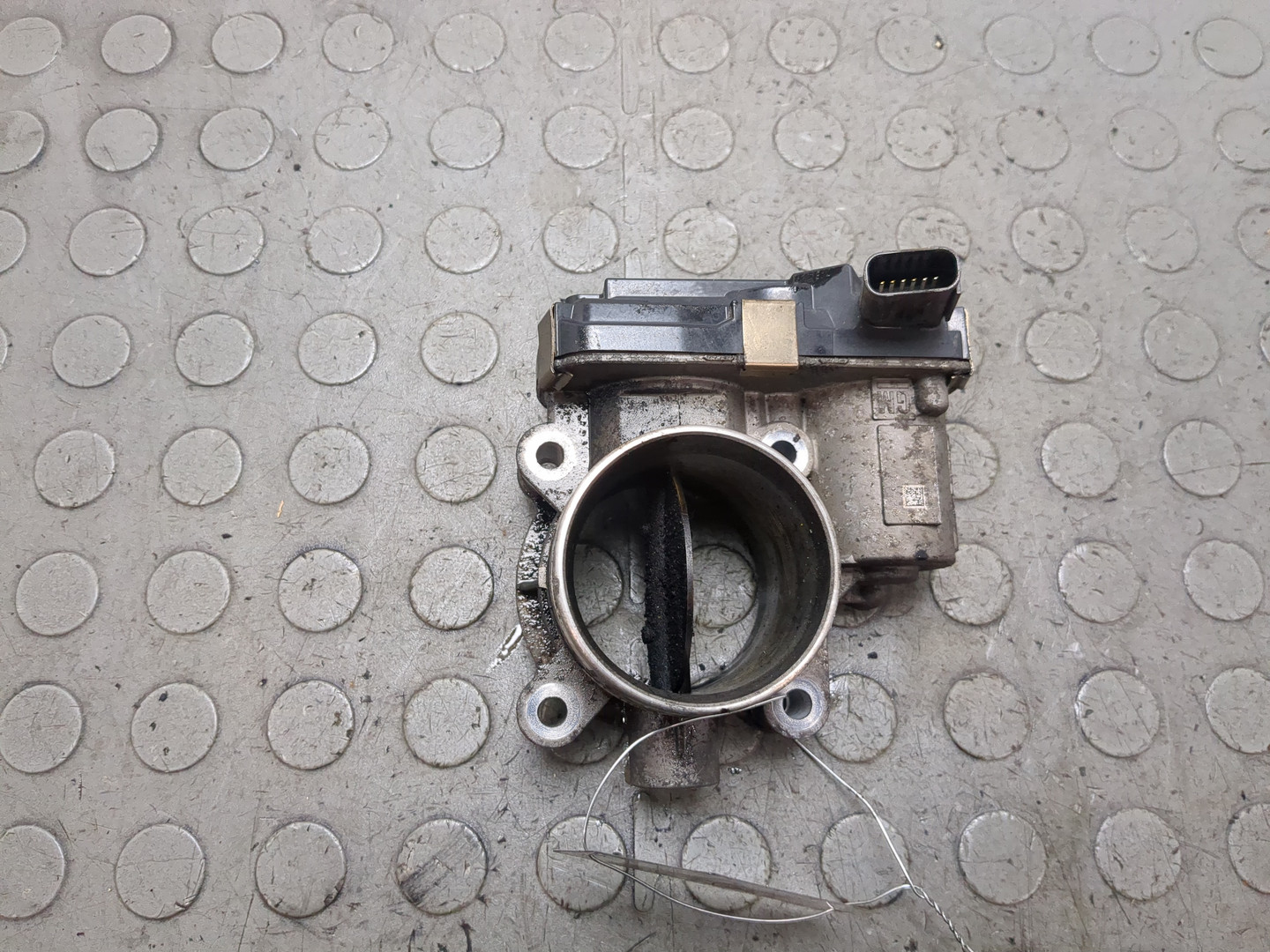 Заслонка дроссельная электрическая