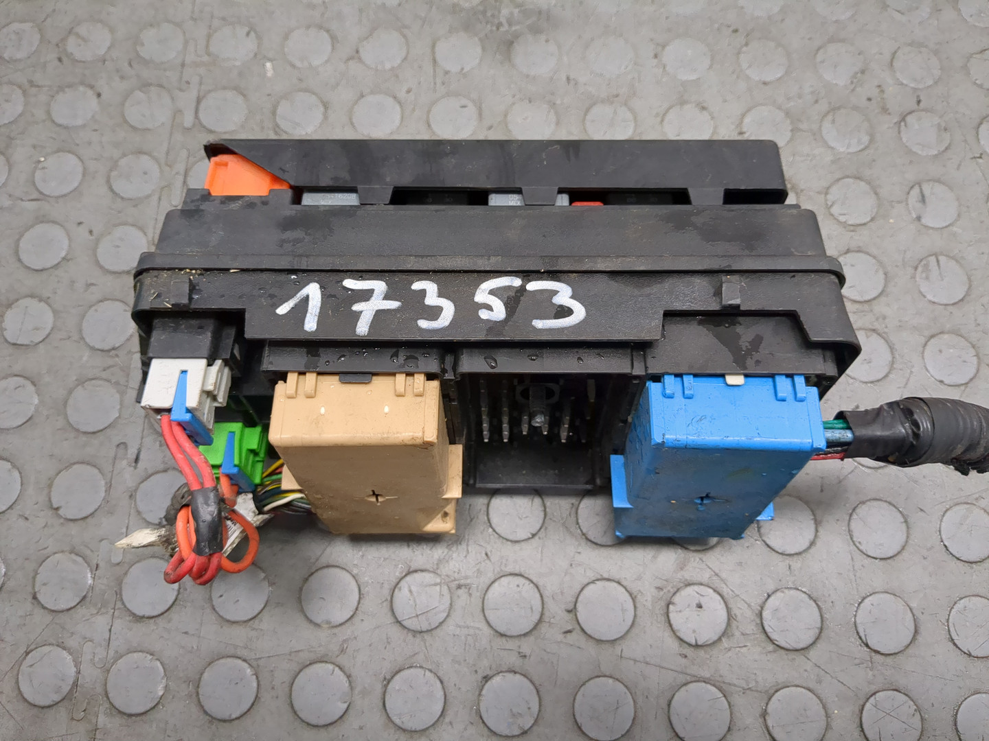 Блок предохранителей