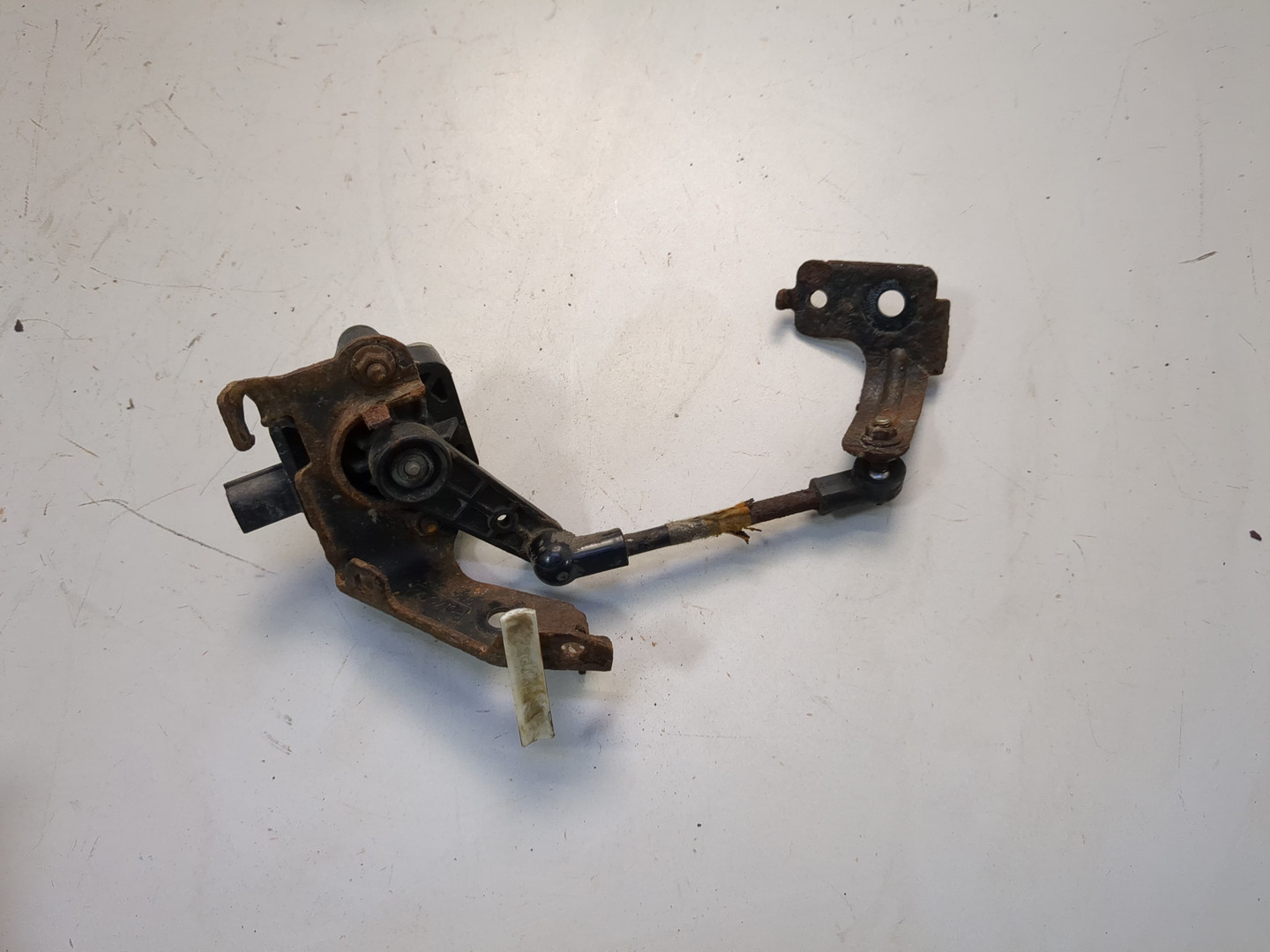 Датчик регулировки дорож. просвета