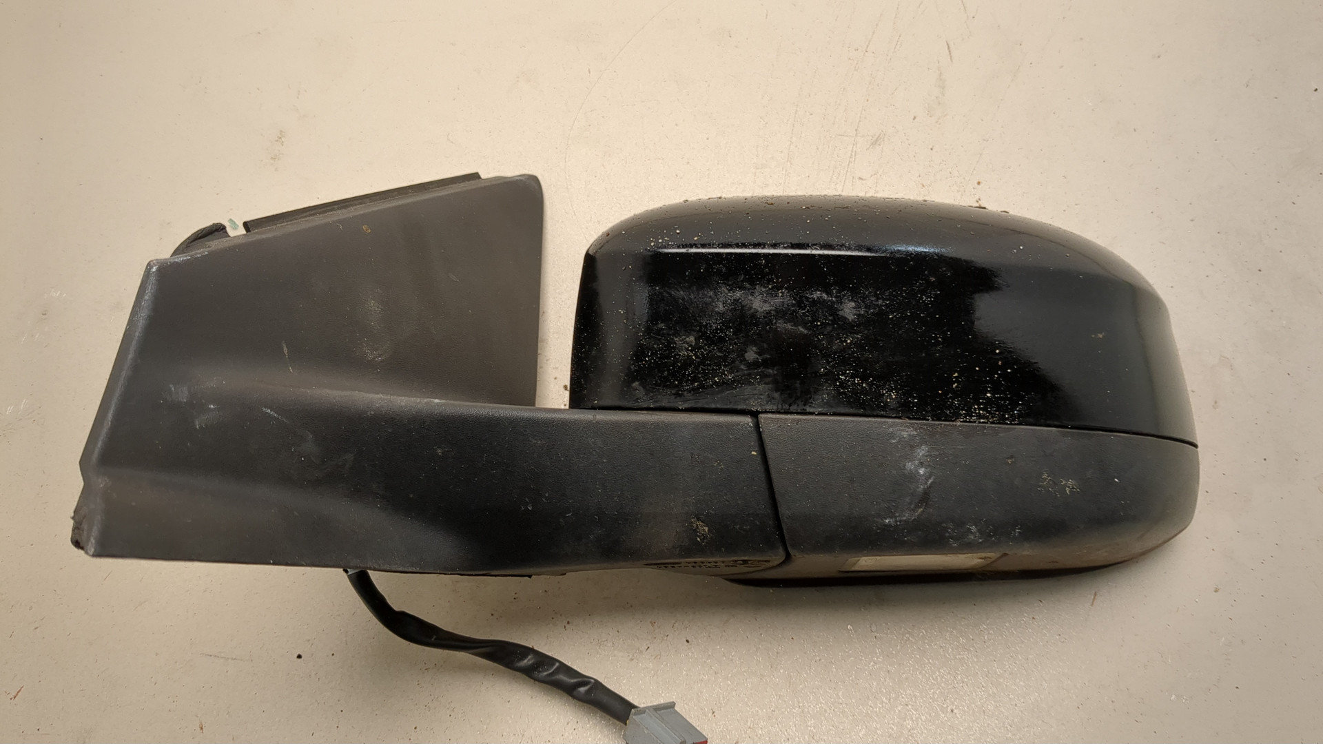 Зеркало левое электрическое