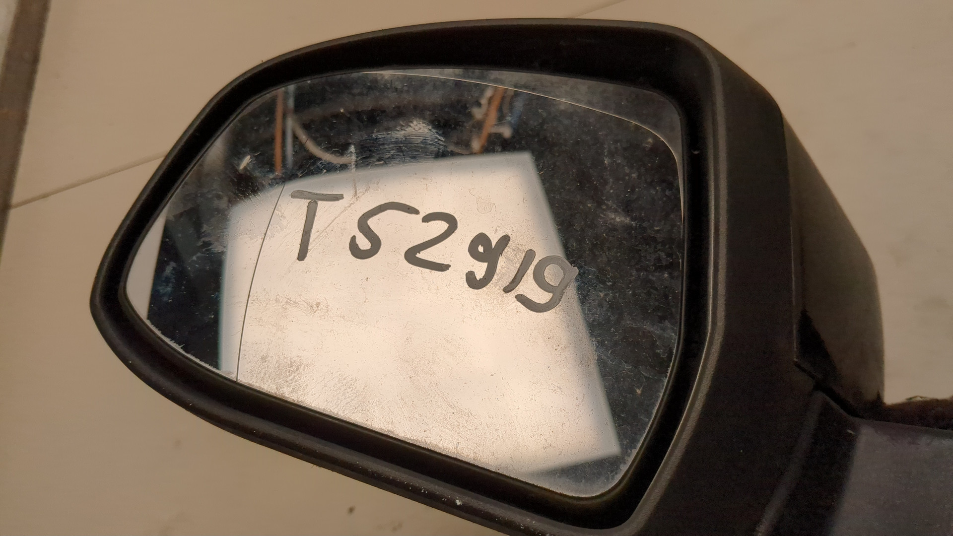 Зеркало левое электрическое