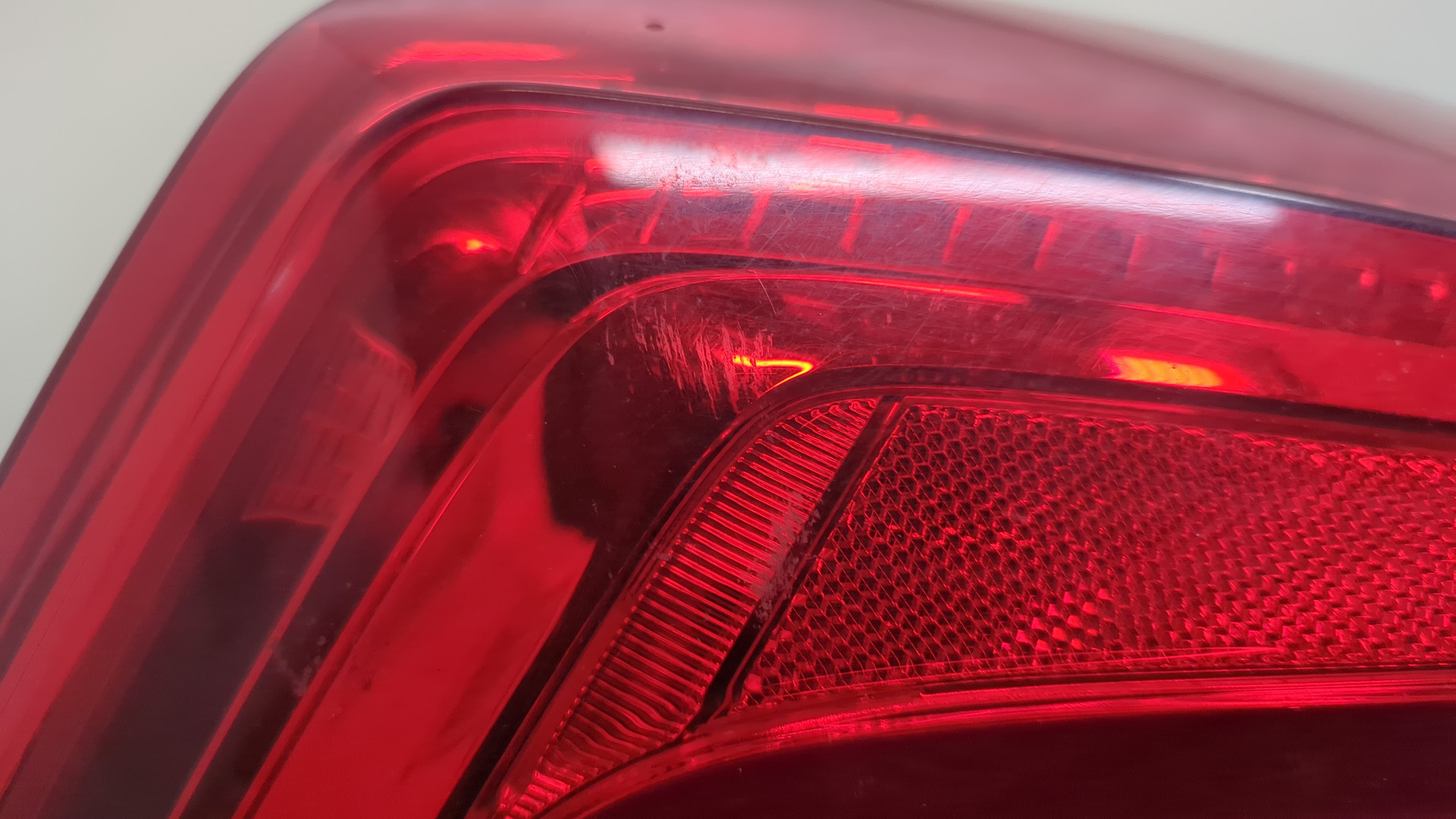 Фонарь задний левый