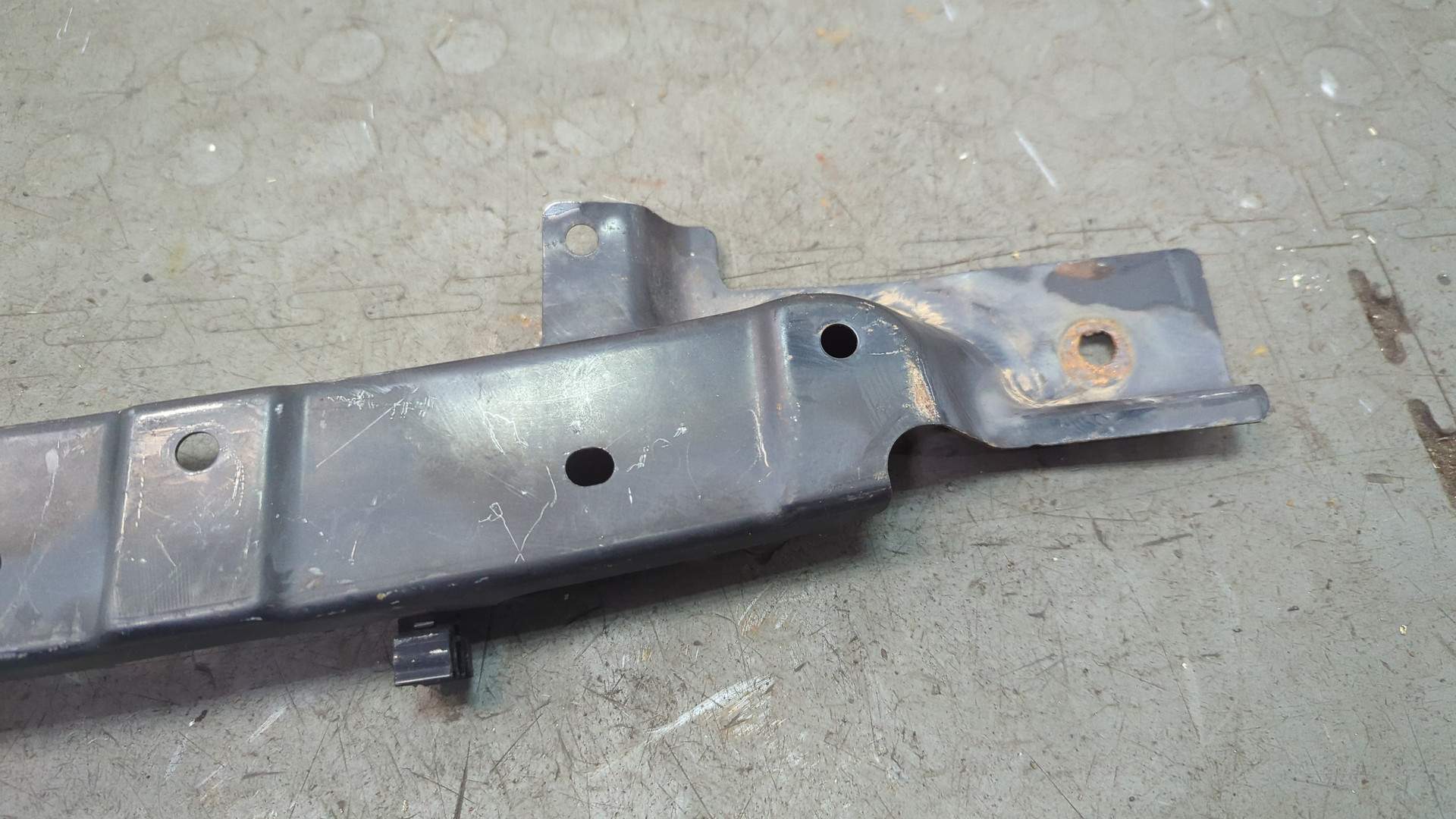 Кронштейн (сопут. товар)