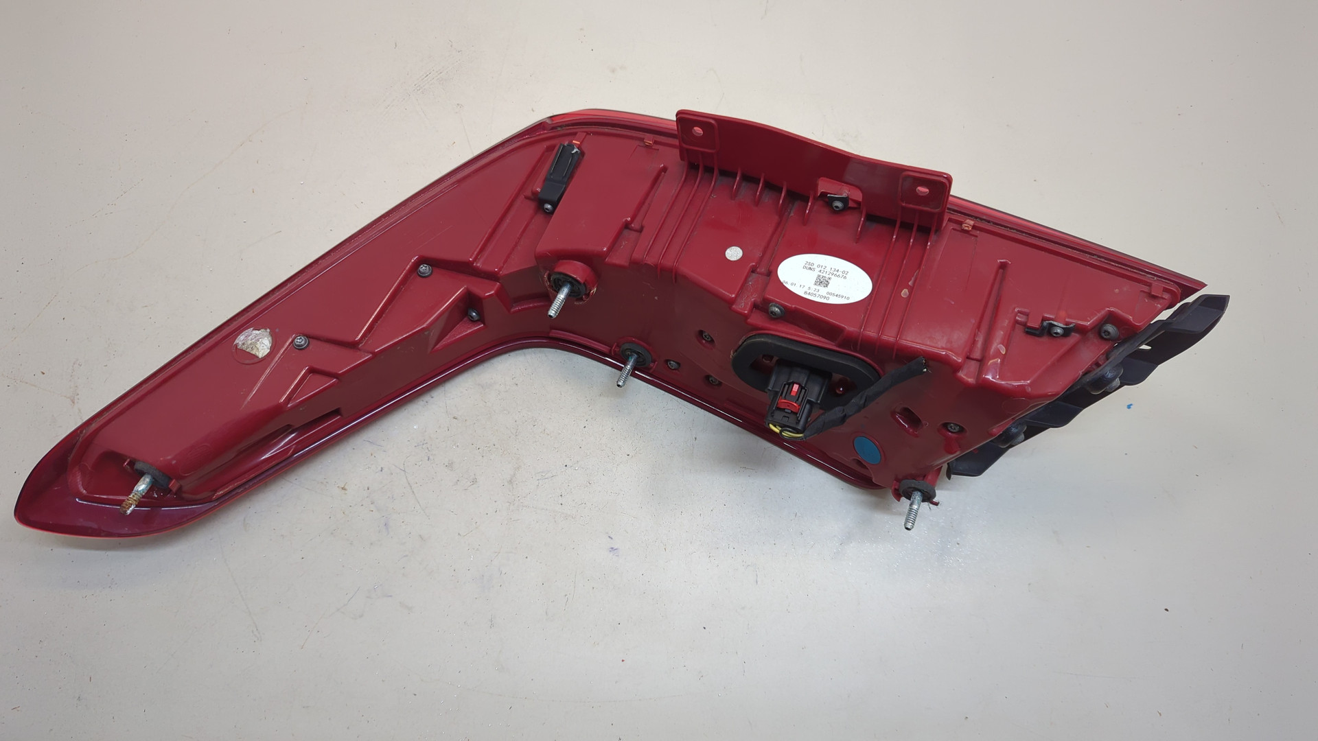 Фонарь задний правый