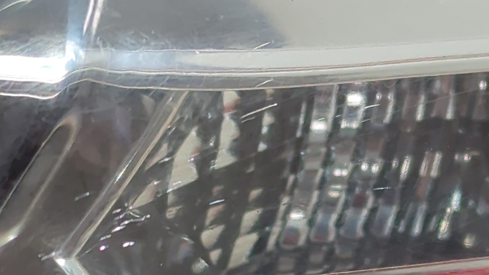 Фонарь задний правый