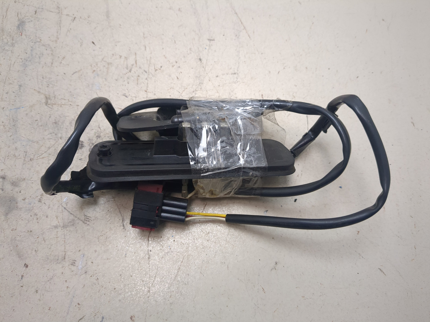 Механизм замка двери