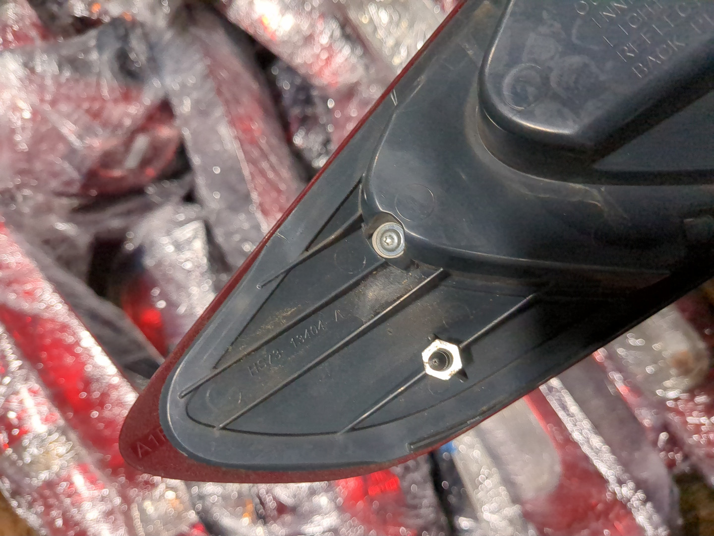 Фонарь задний правый