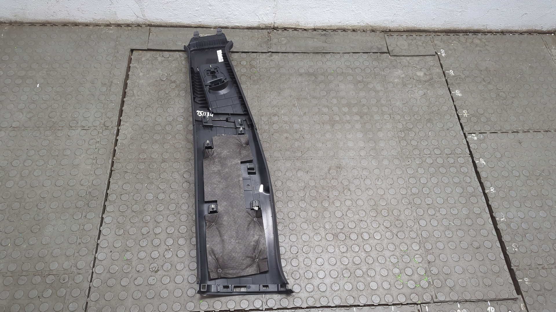 Обшивка стойки