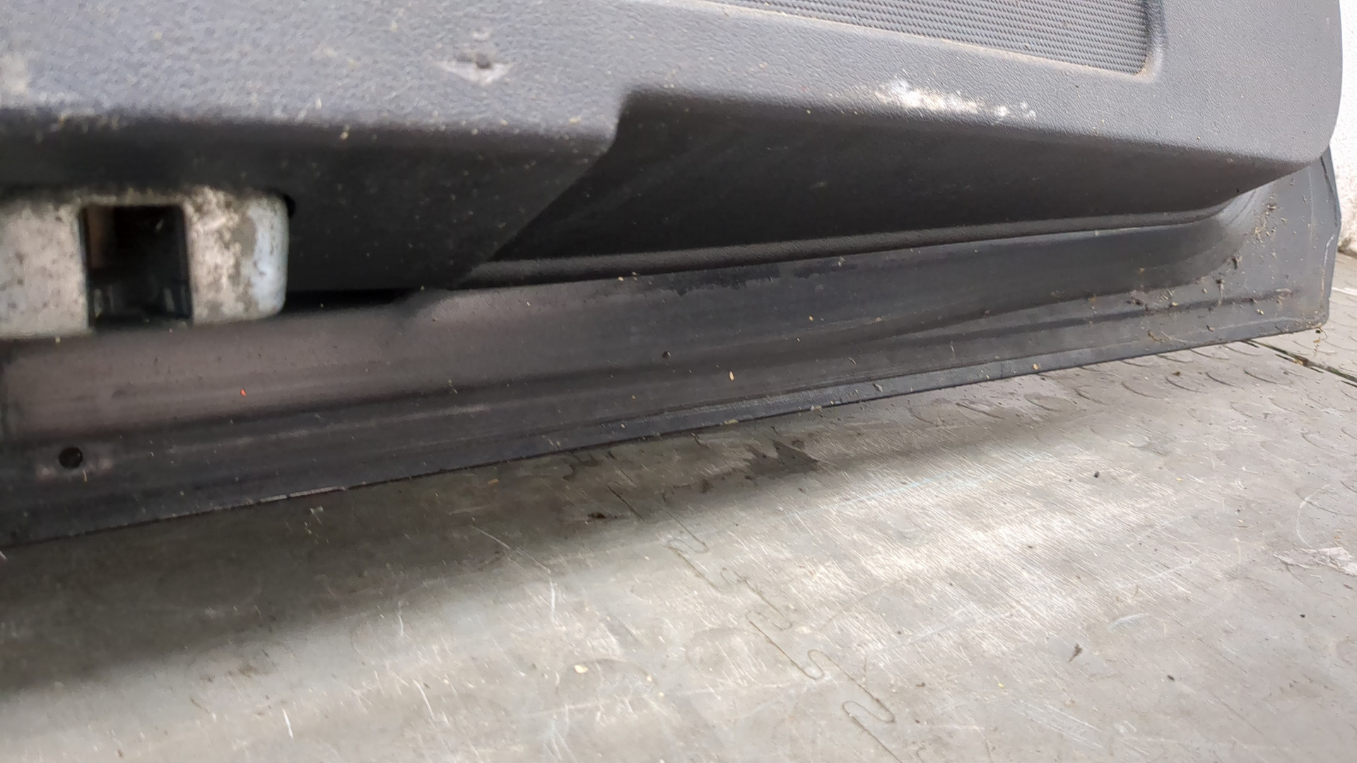 Дверь багажника