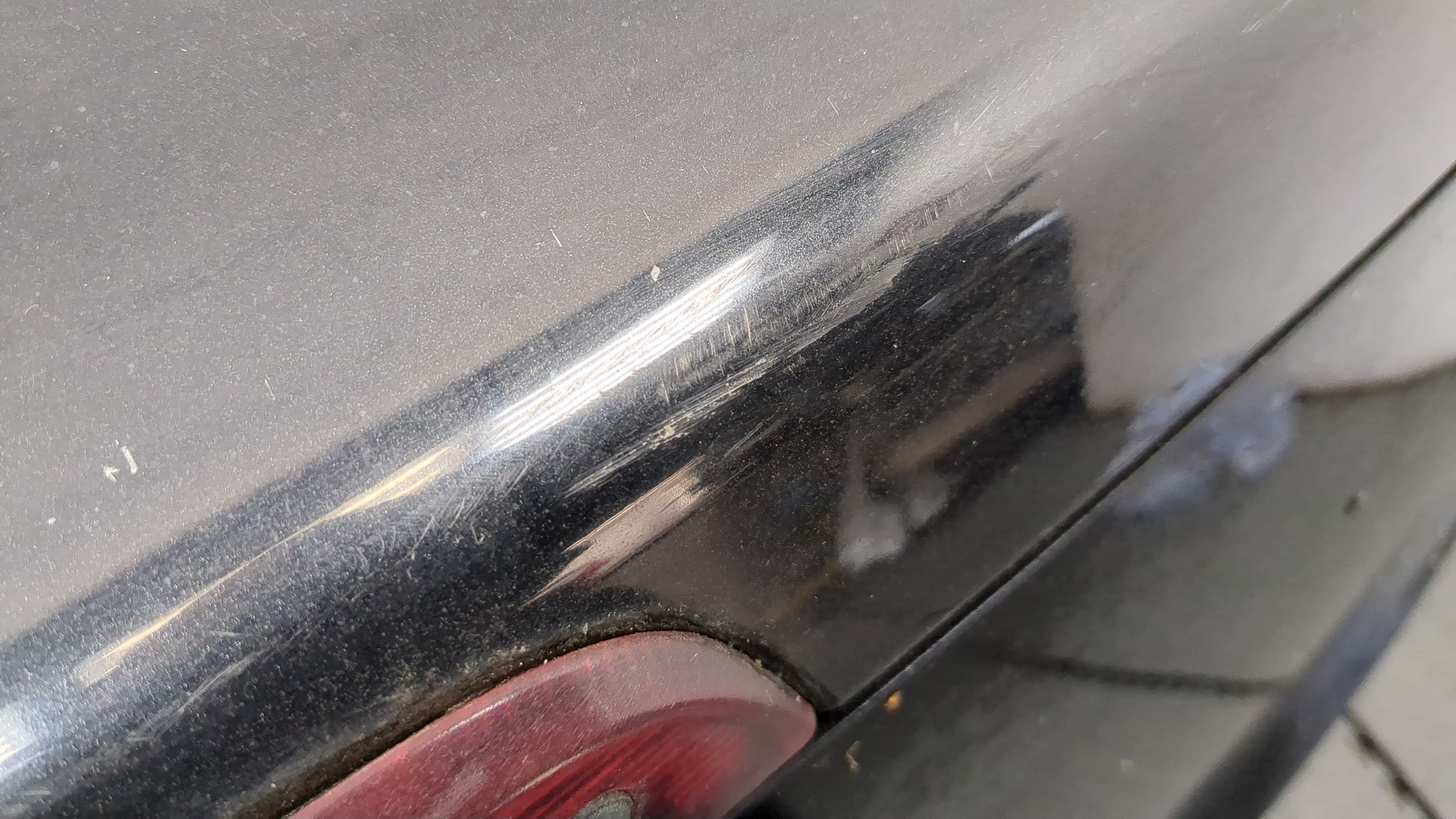 Дверь багажника