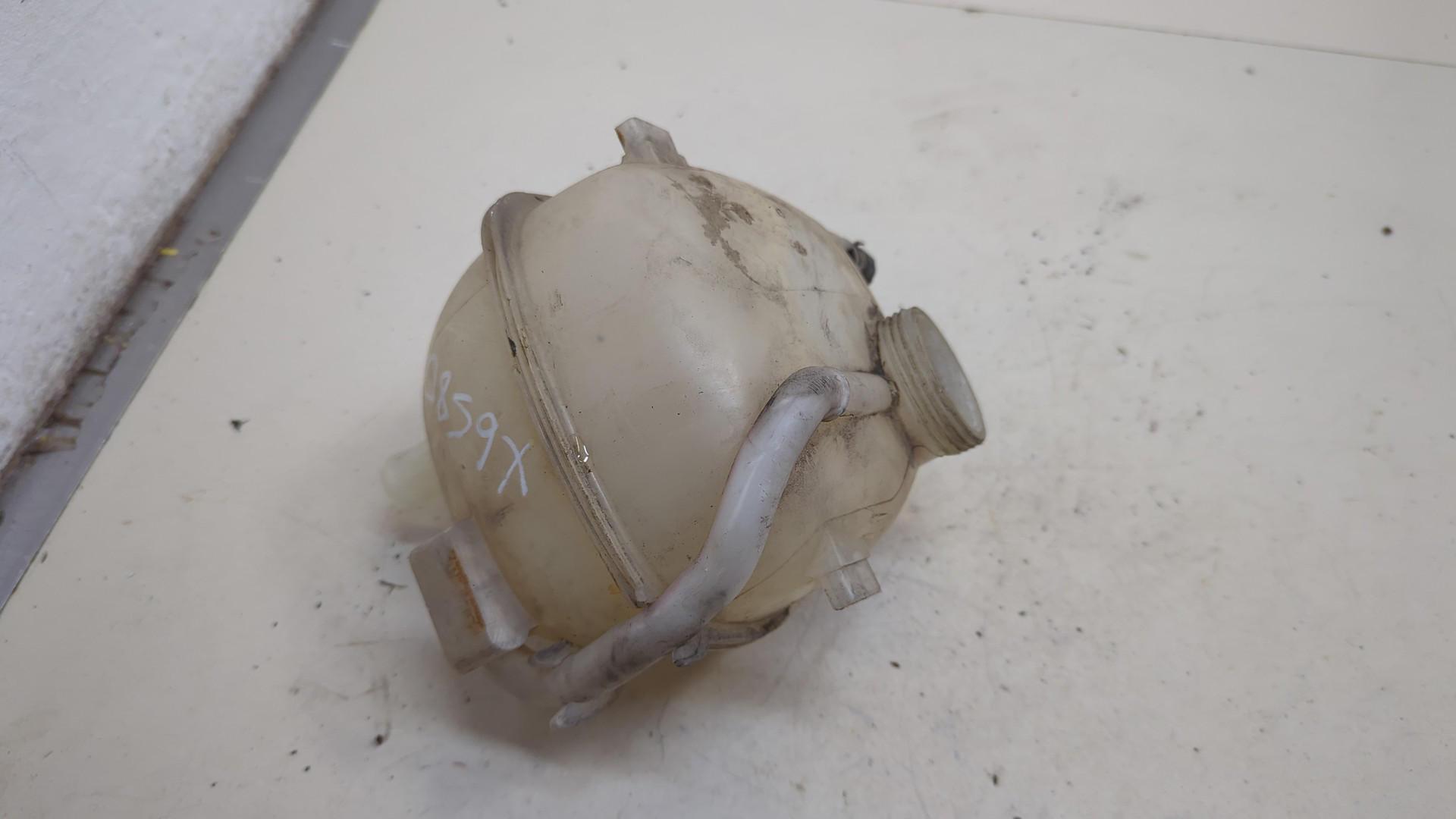 Бачок расширительный