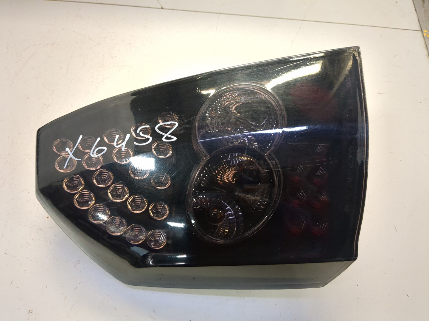 Фонарь задний левый