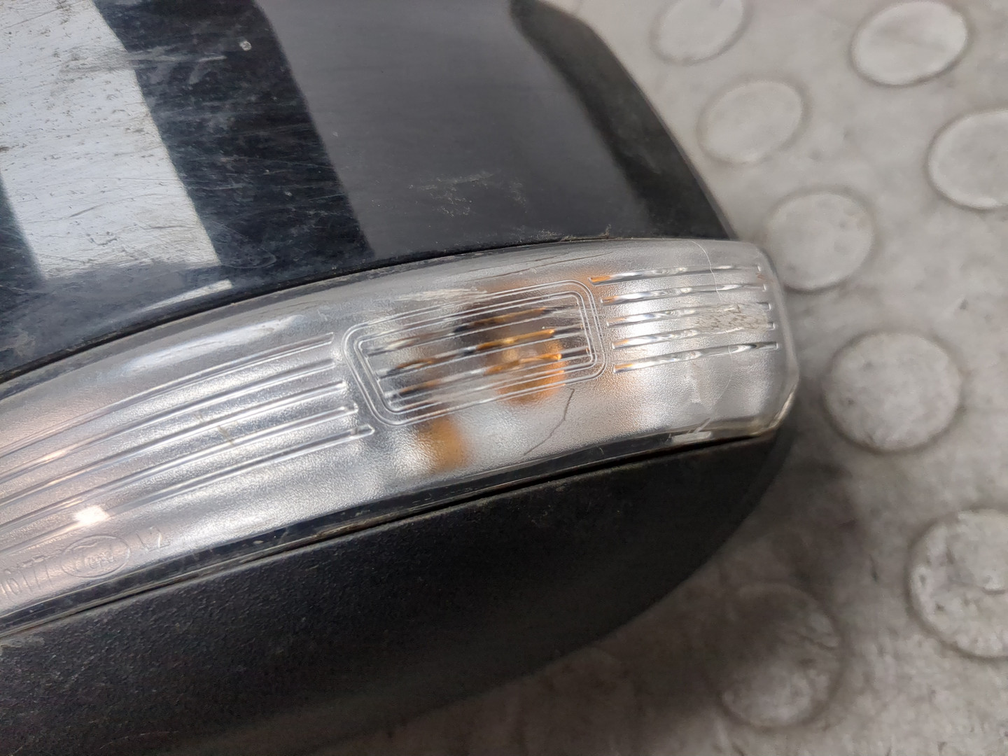 Зеркало левое электрическое