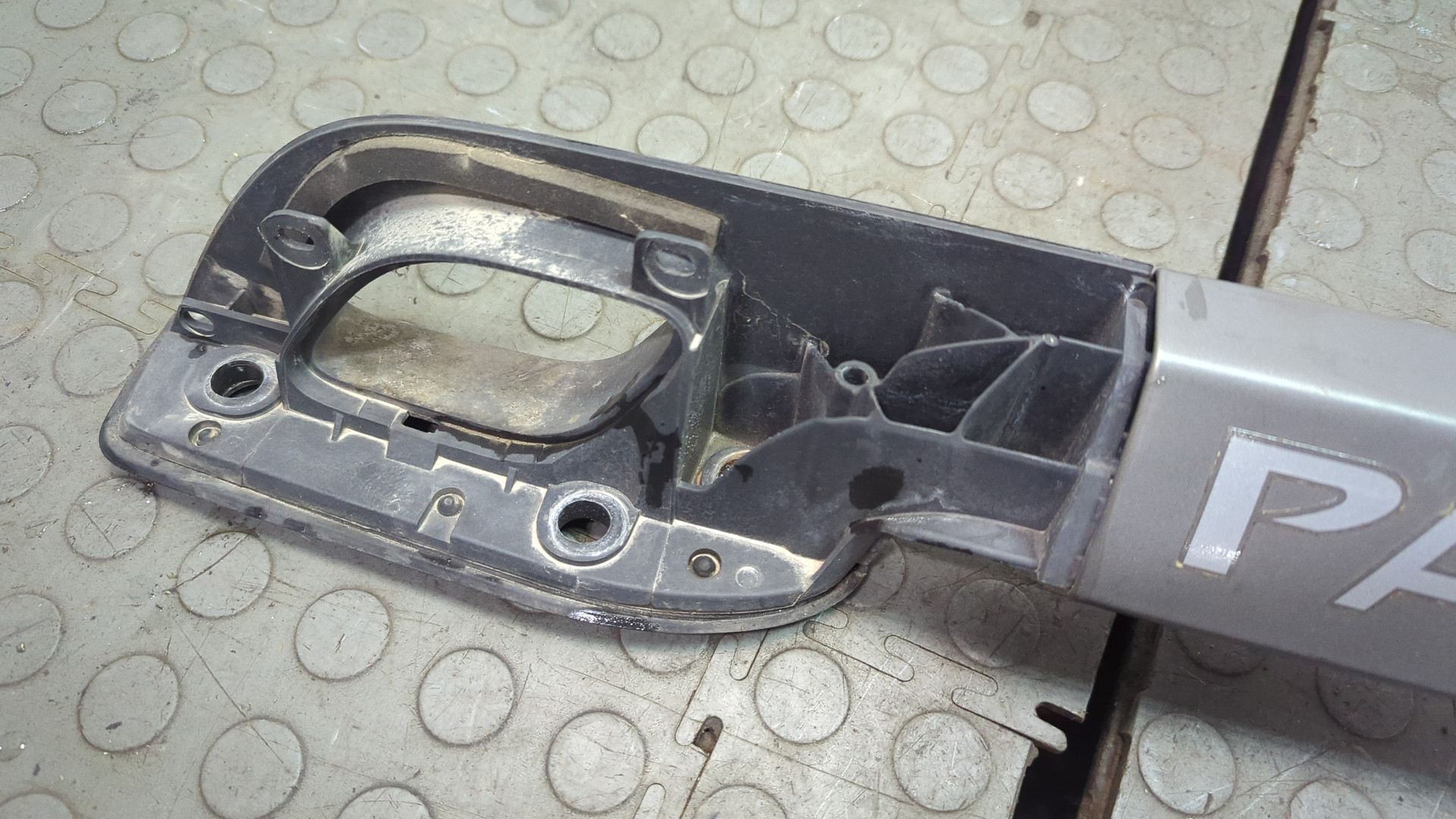 Рейлинги (релинг) к-кт (планки на крышу)