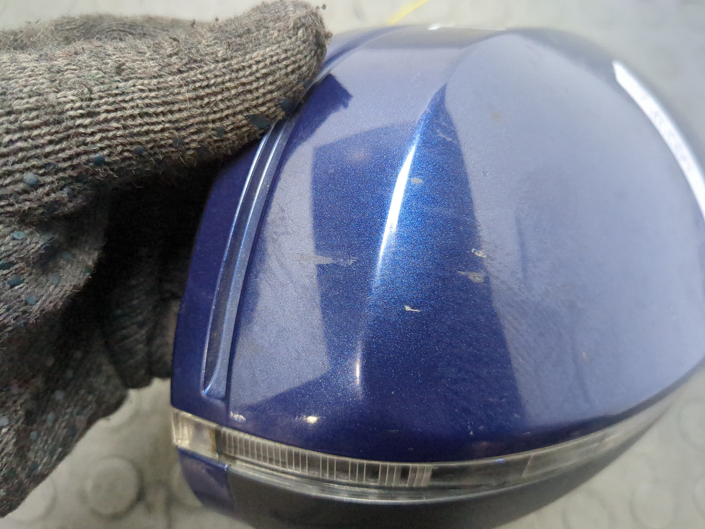 Зеркало правое электрическое