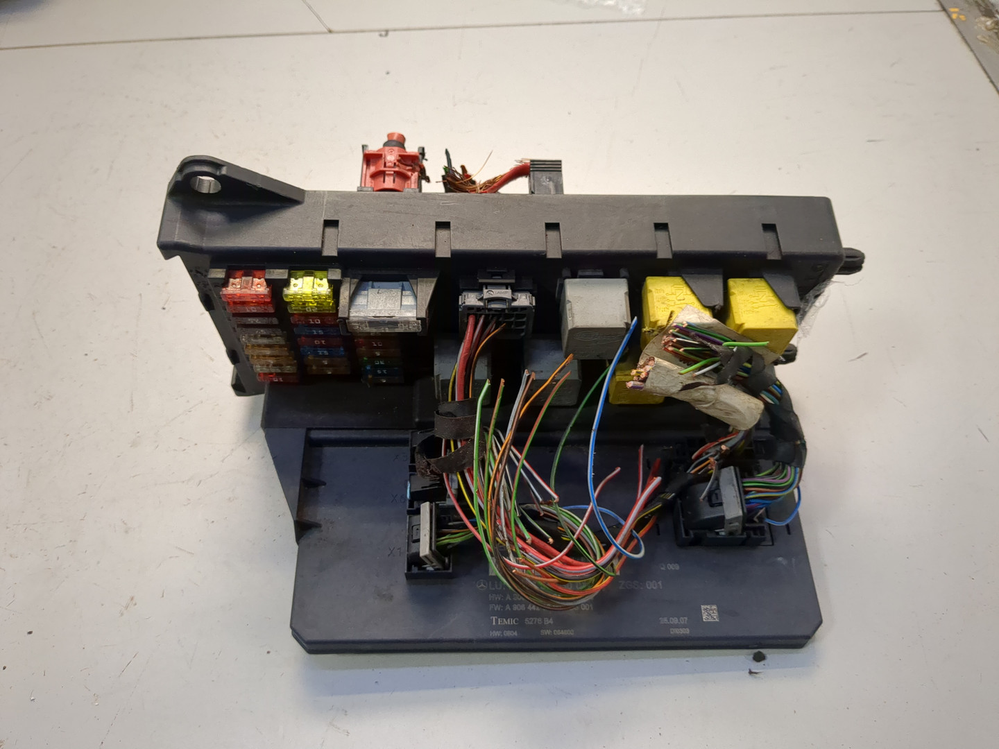 Блок предохранителей