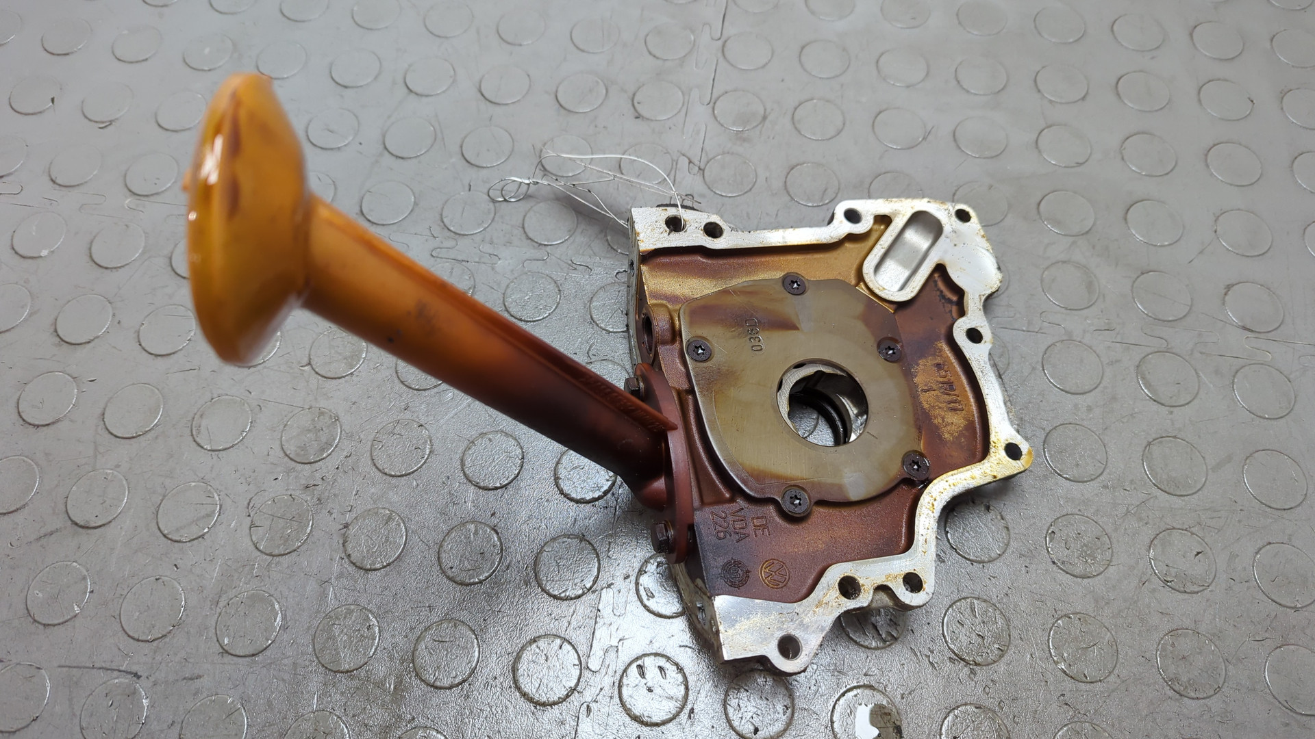 Насос масляный