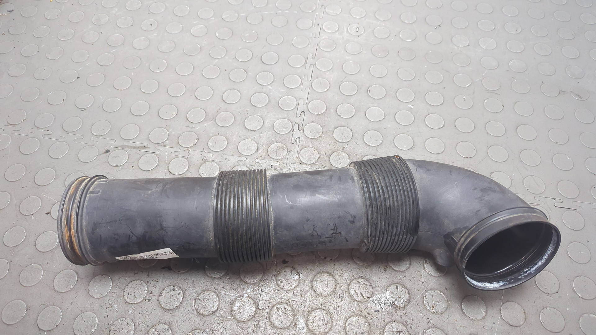 Патрубок воздушного фильтра