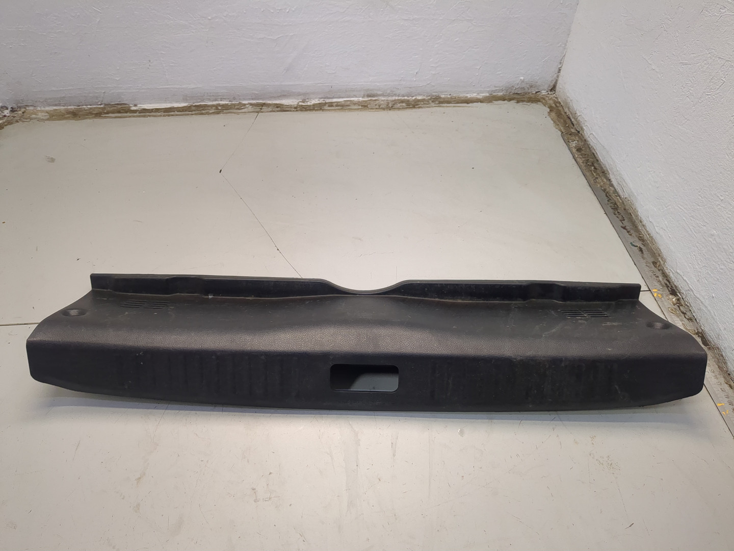 Обшивка багажника