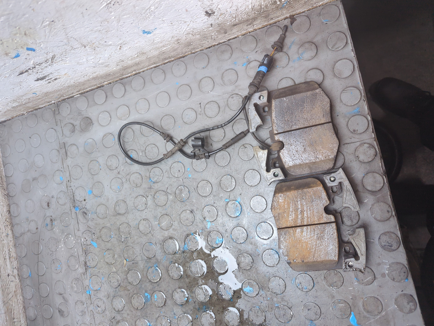 Колодки тормозные передние к-т