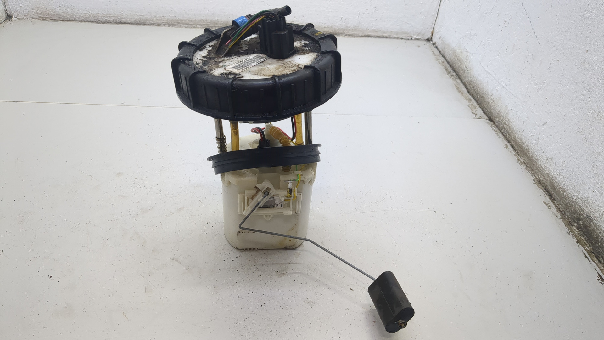 Насос топливный электрический