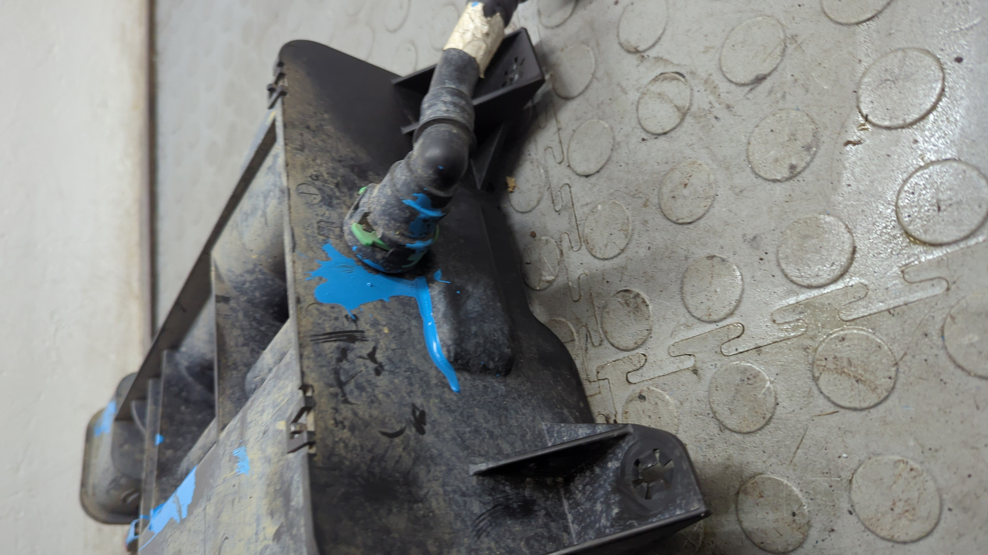 Абсорбер (фильтр угольный)